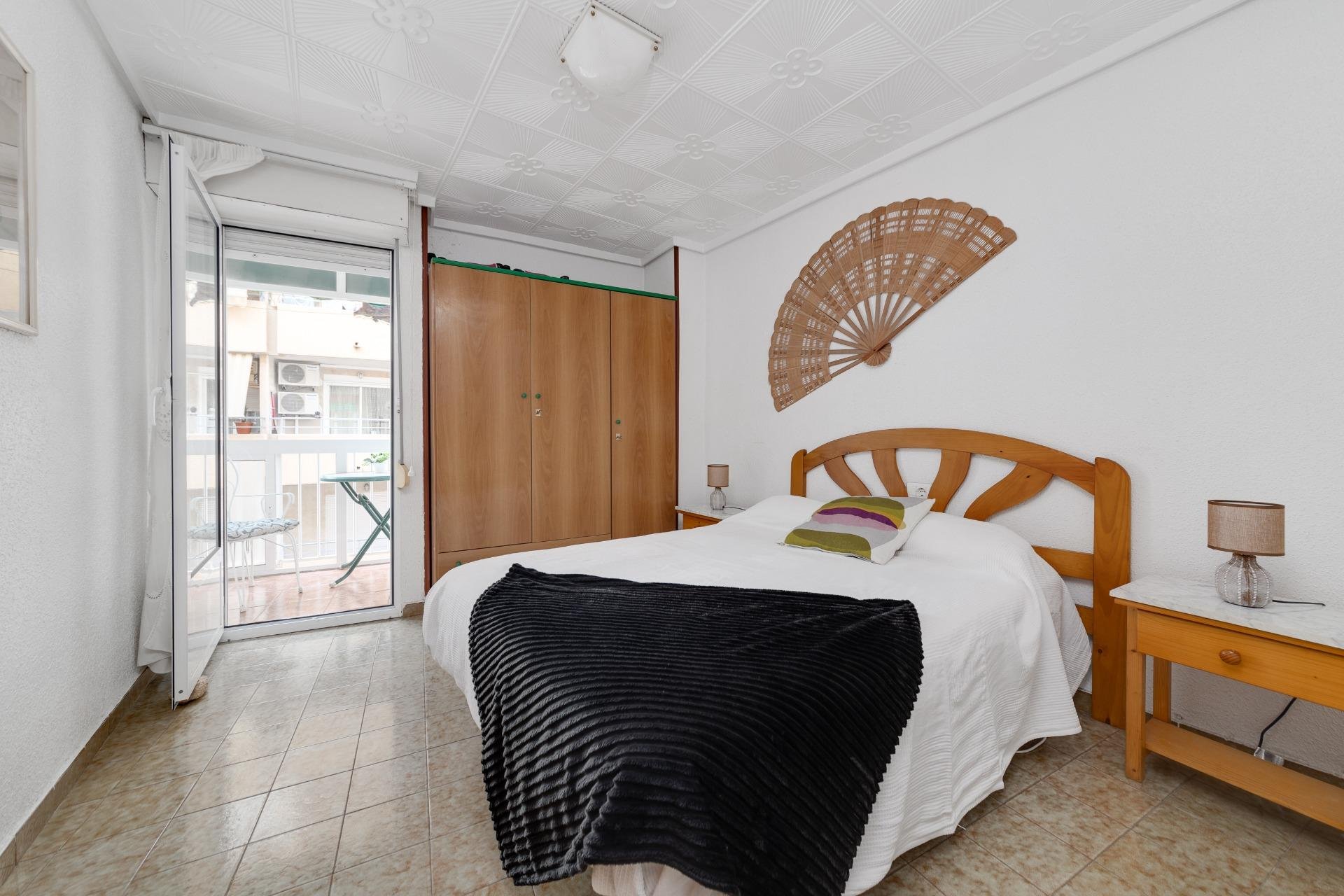 Resale - Apartamento - Torrevieja - Playa del Cura