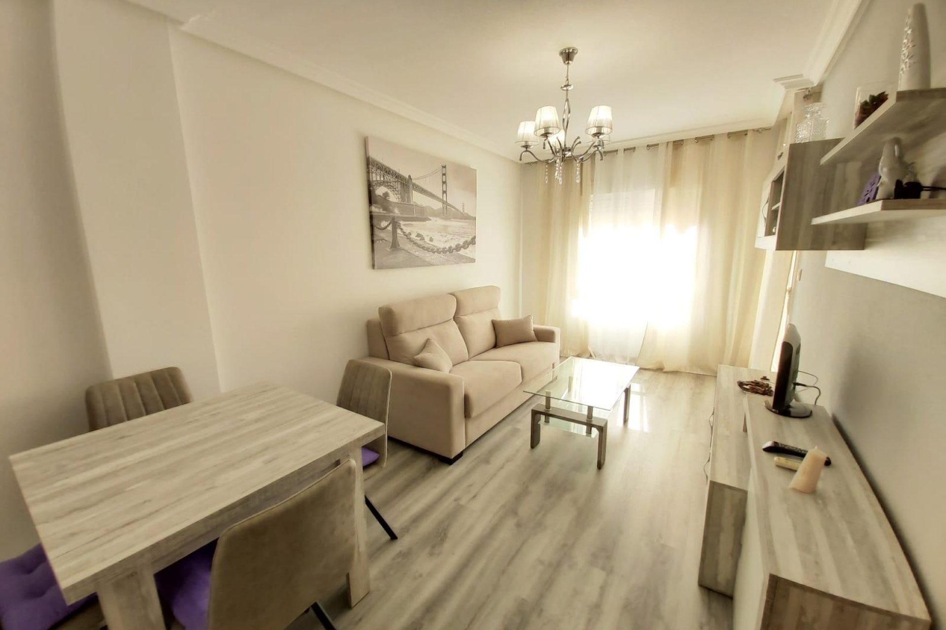 Resale - Apartamento - Torrevieja - Playa del Cura