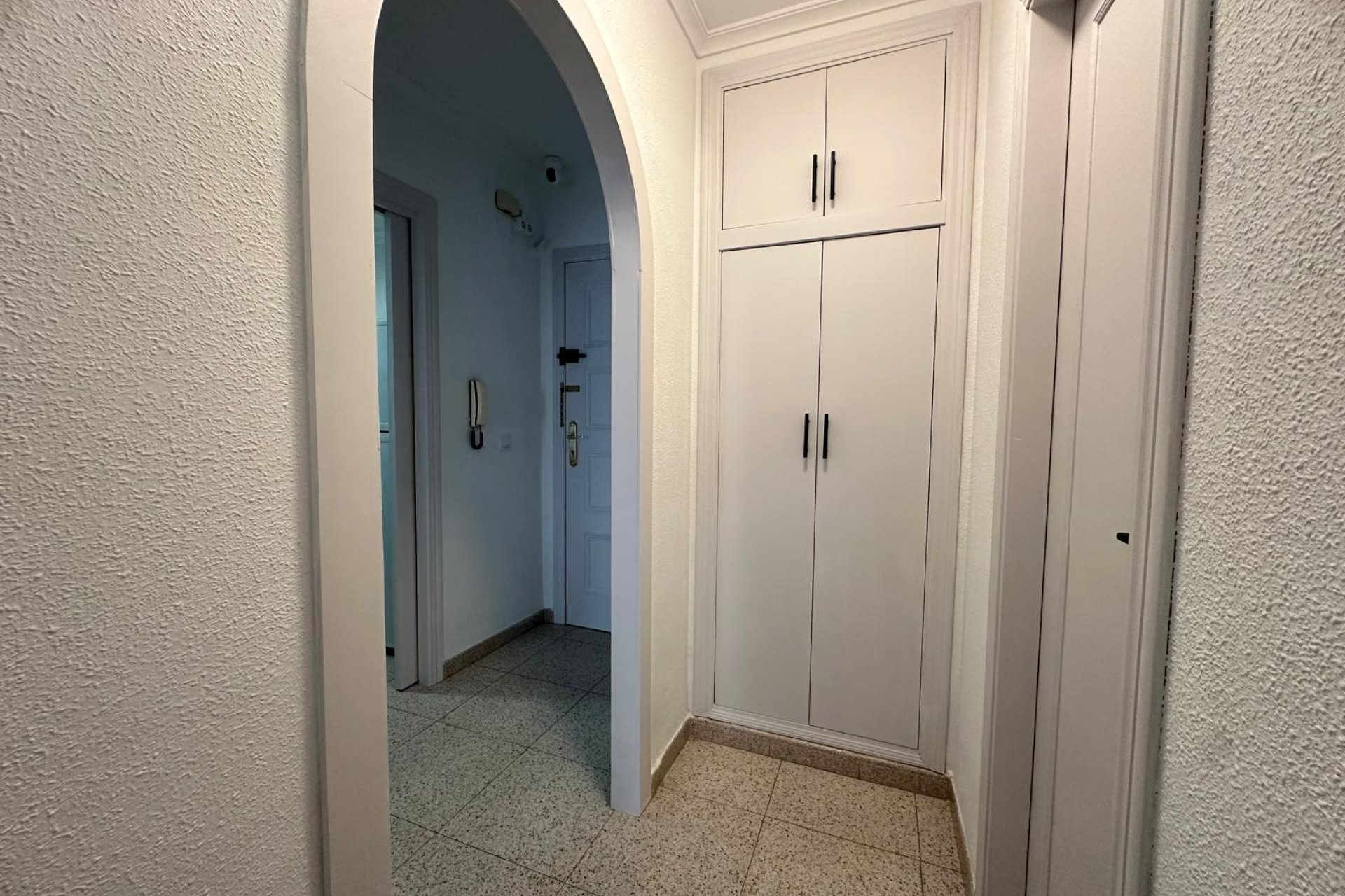 Resale - Apartamento - Torrevieja - Playa del Cura