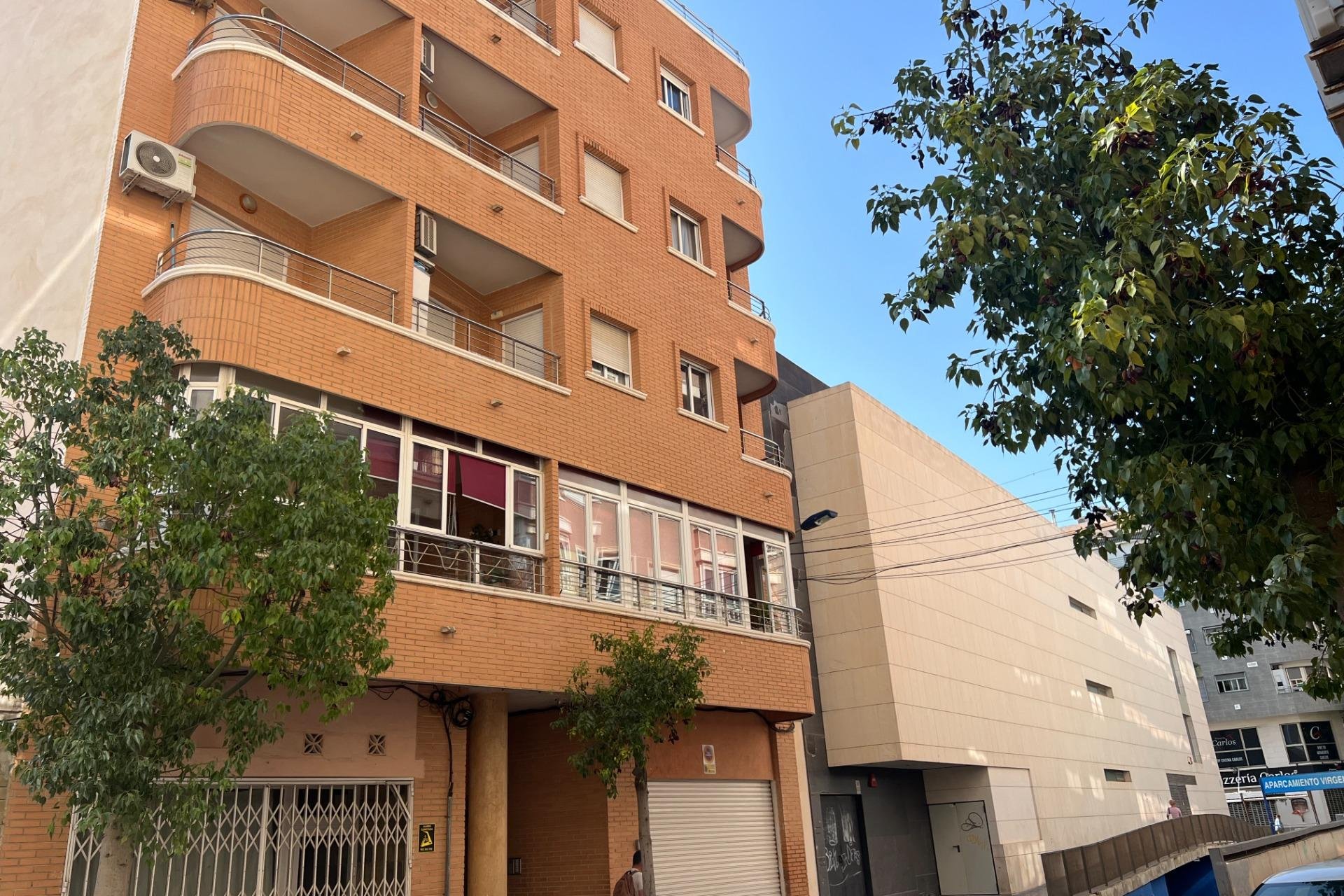 Resale - Apartamento - Torrevieja - Playa del Cura