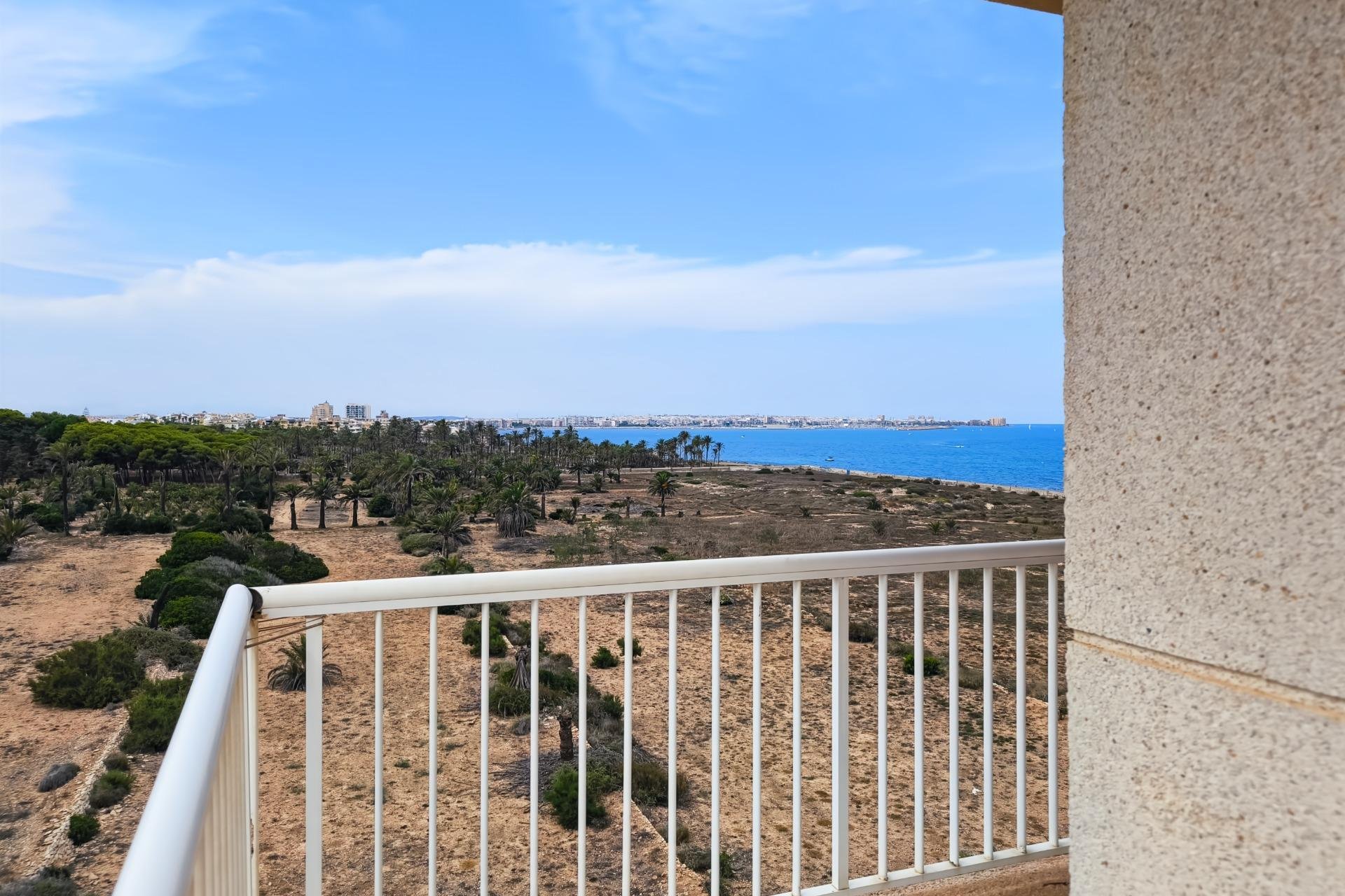 Resale - Apartamento - Torrevieja - Punta prima