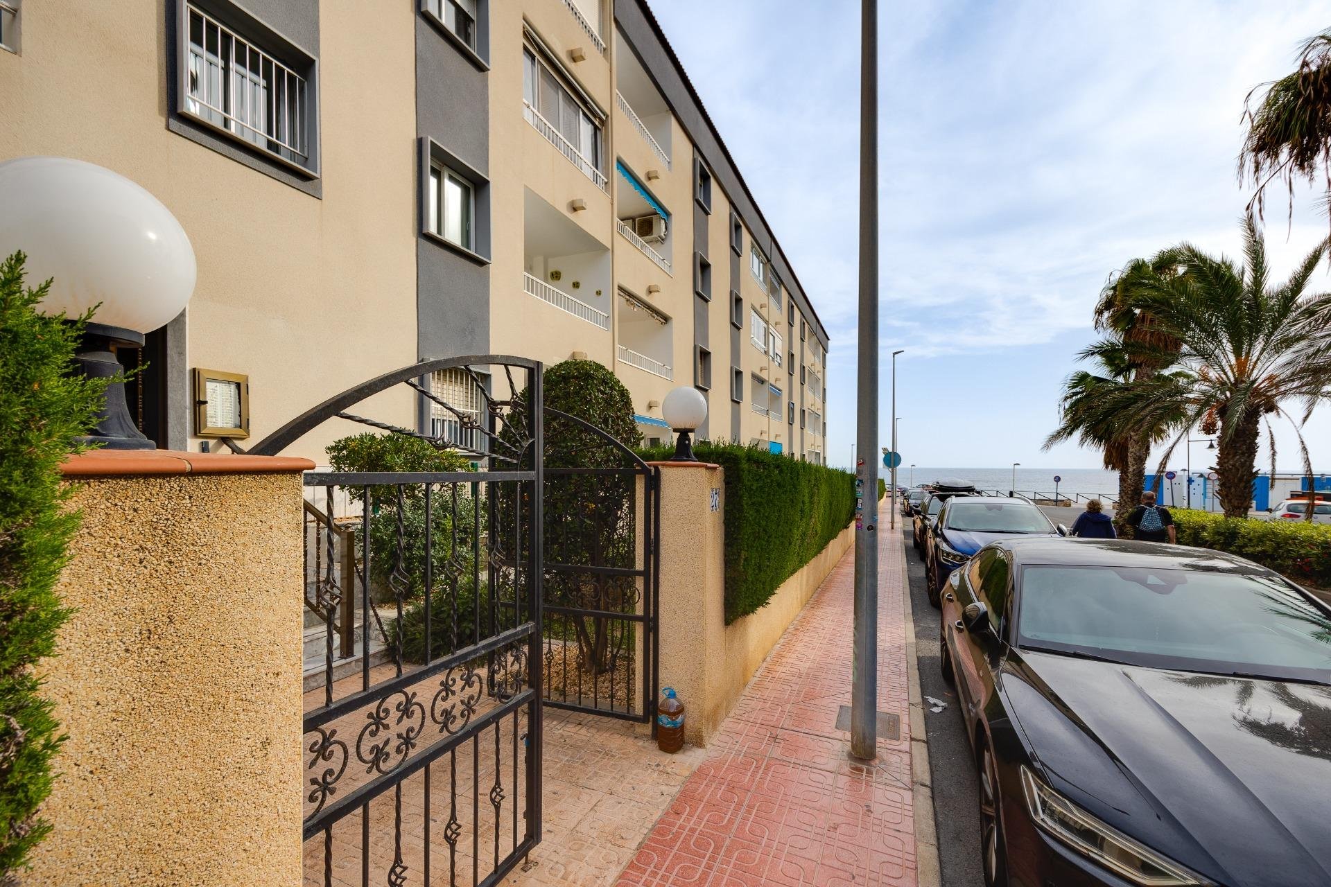 Resale - Apartamento - Torrevieja - Punta prima