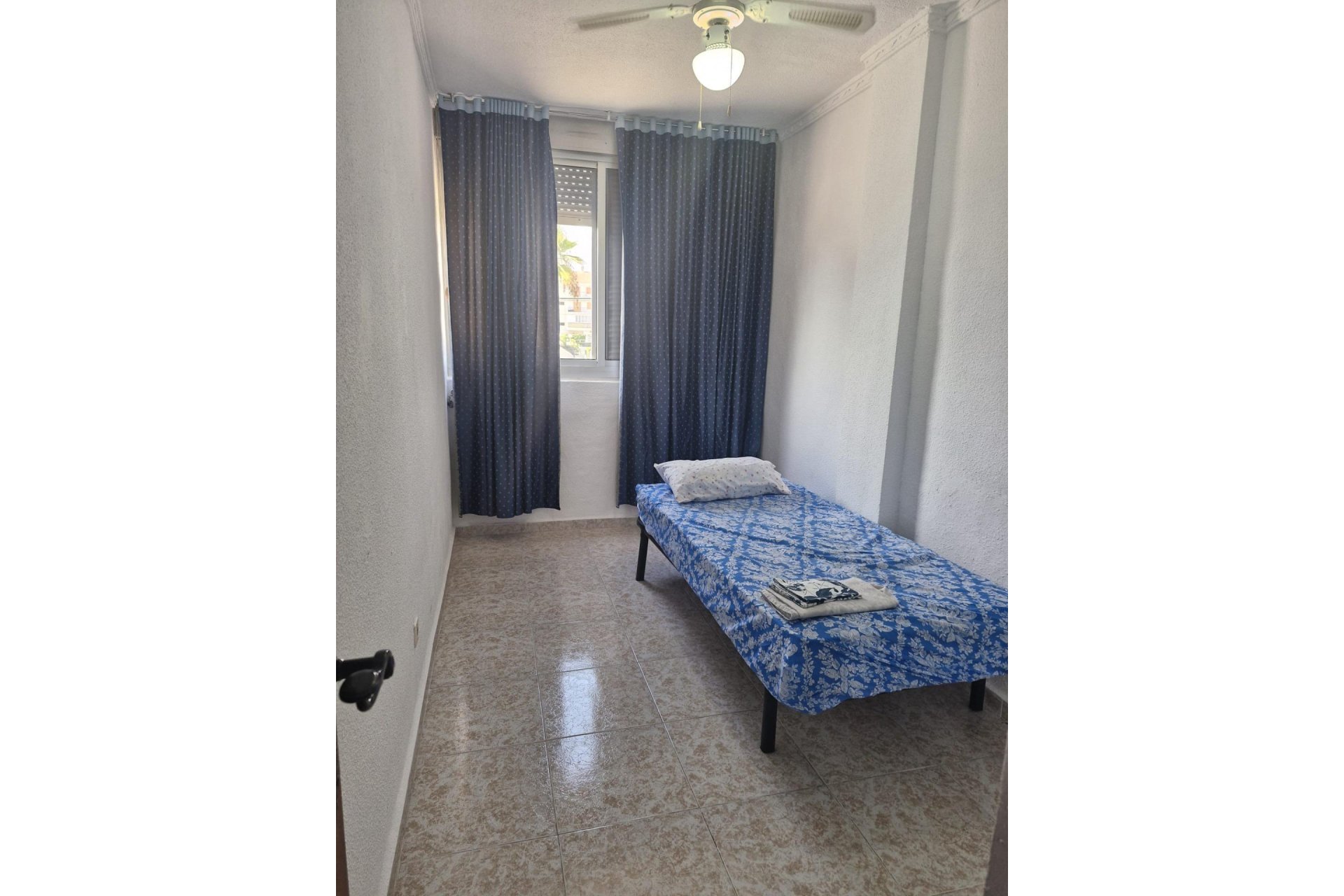 Resale - Apartamento - Torrevieja - Torre del moro