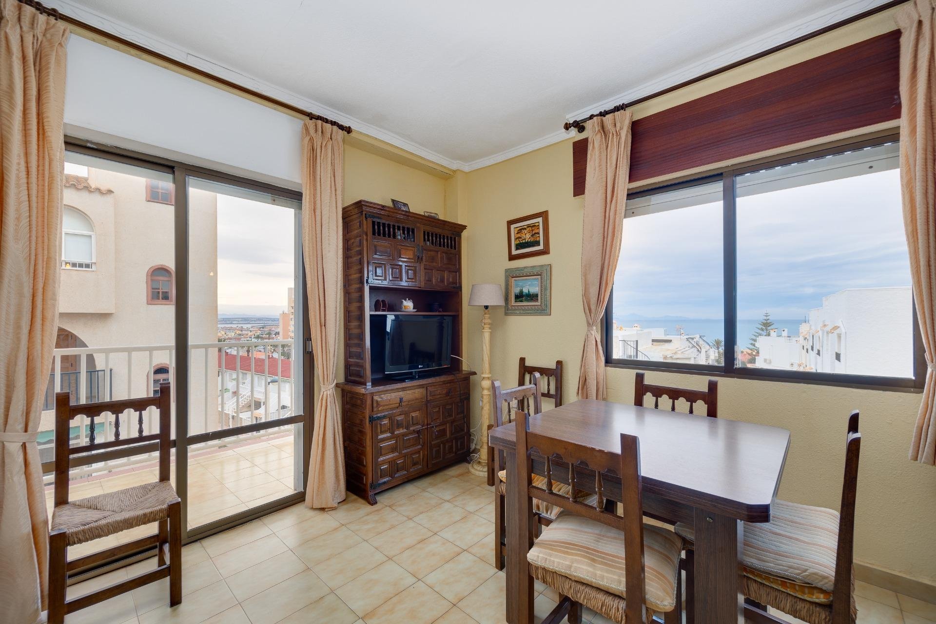 Resale - Apartamento - Torrevieja - Torre la mata