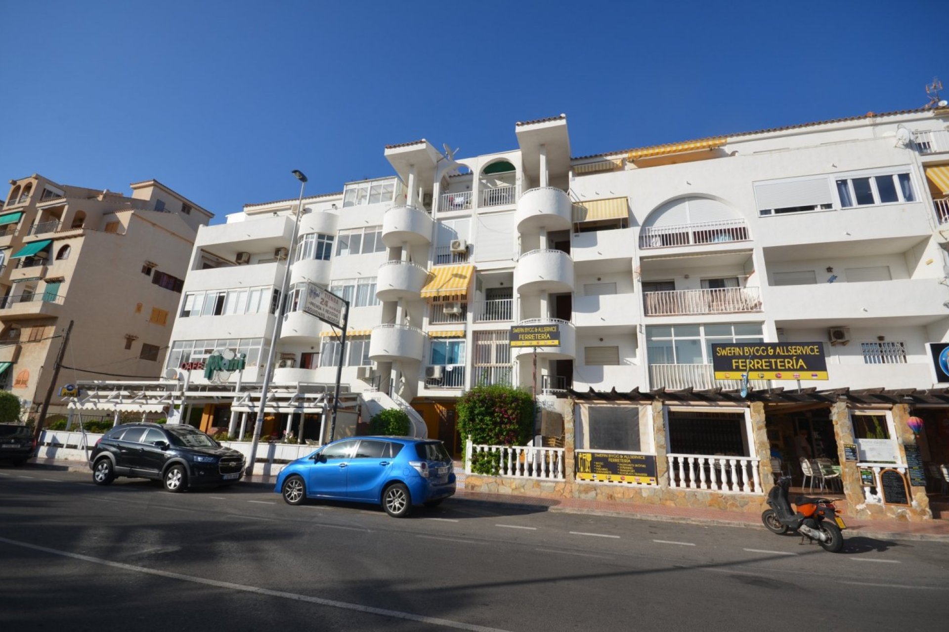 Resale - Apartamento - Torrevieja - Torrejón