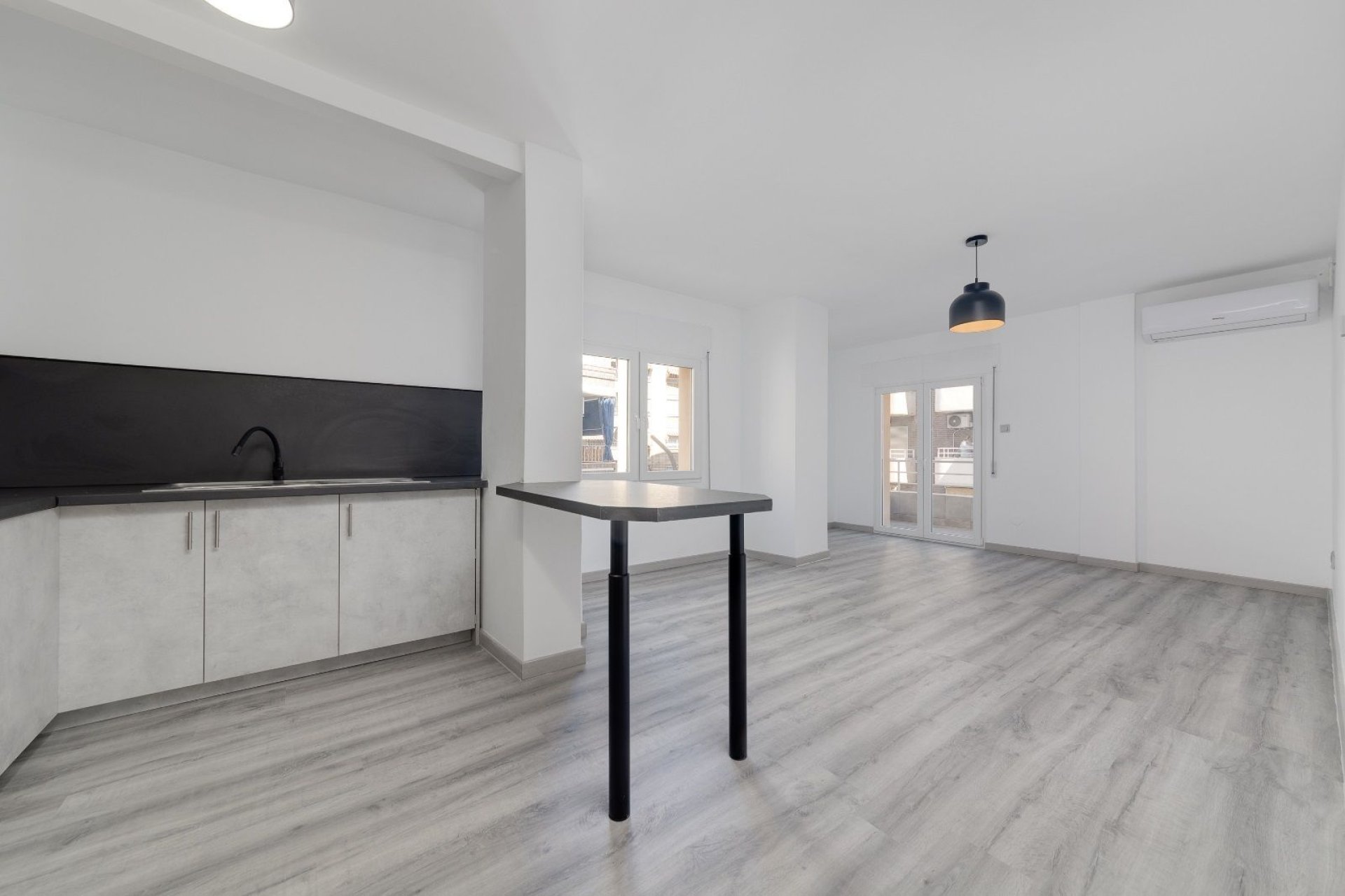 Resale - Apartamento - Torrevieja - torrevieja