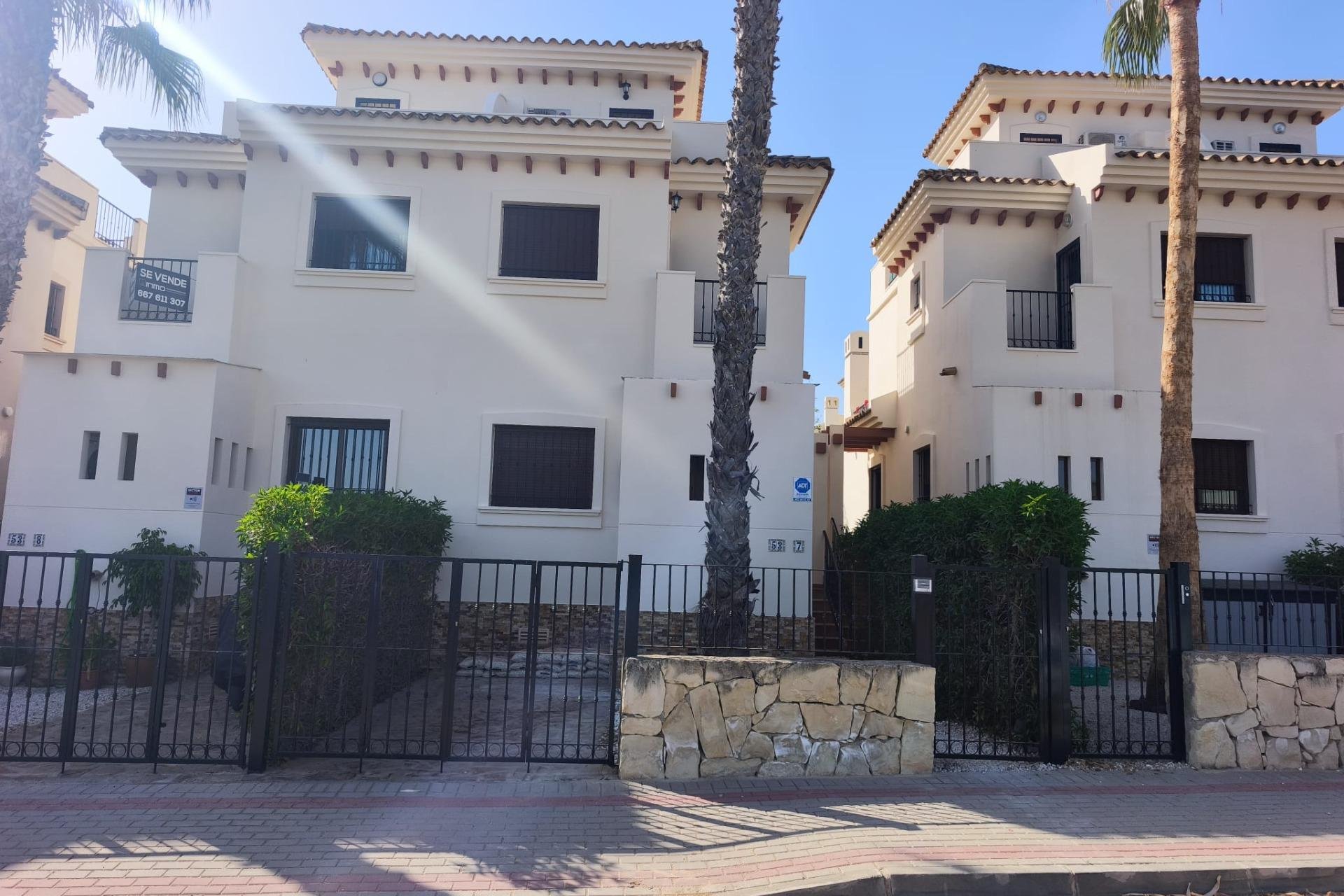 Resale - Bungalow - Algorfa - Club de Golf La Finca