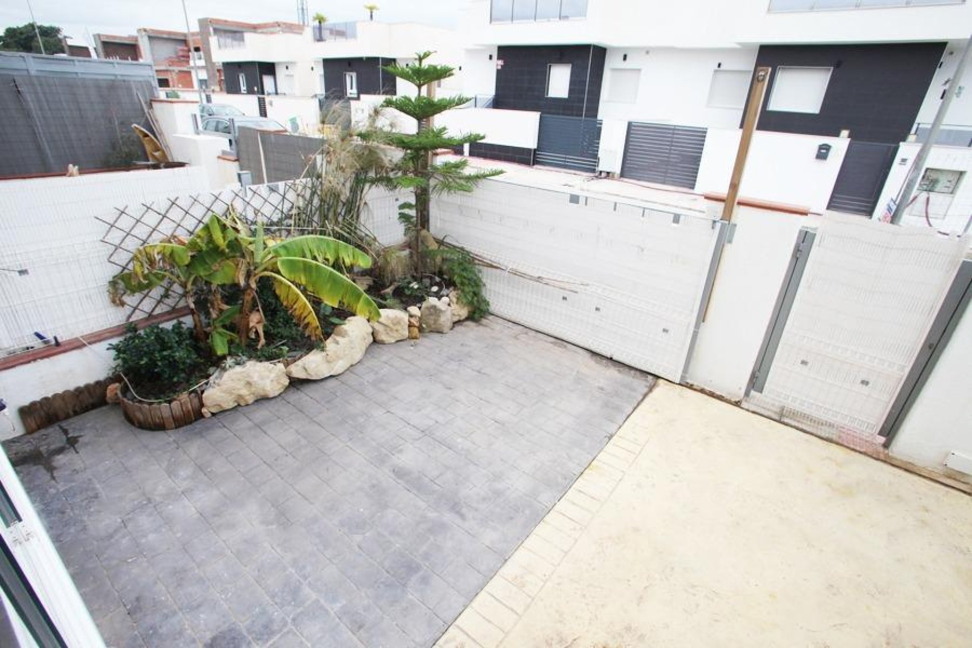 Resale - Bungalow - Daya Nueva - Comunidad valenciana