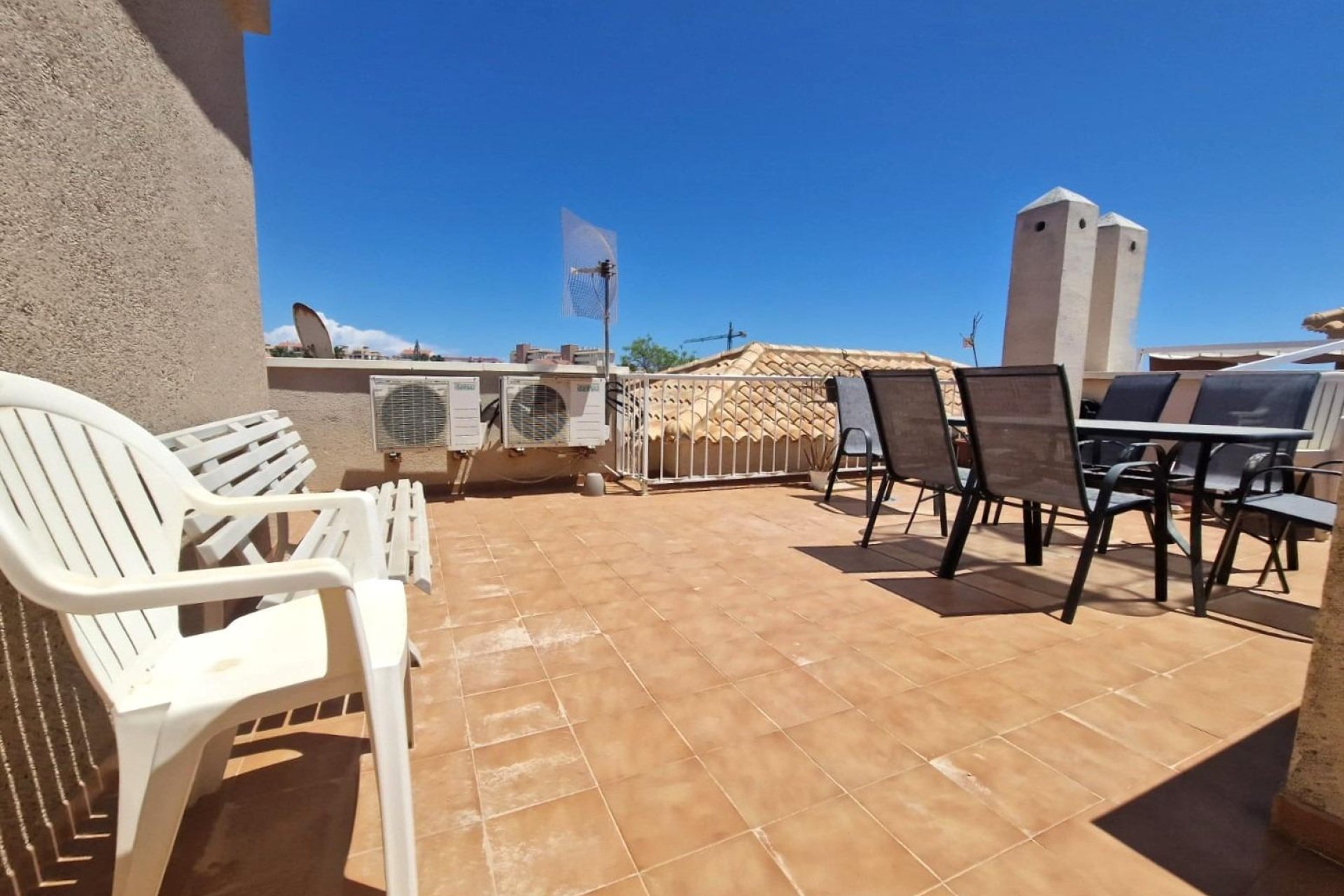 Resale - Bungalow Planta Alta - Torrevieja - Aguas nuevas 1