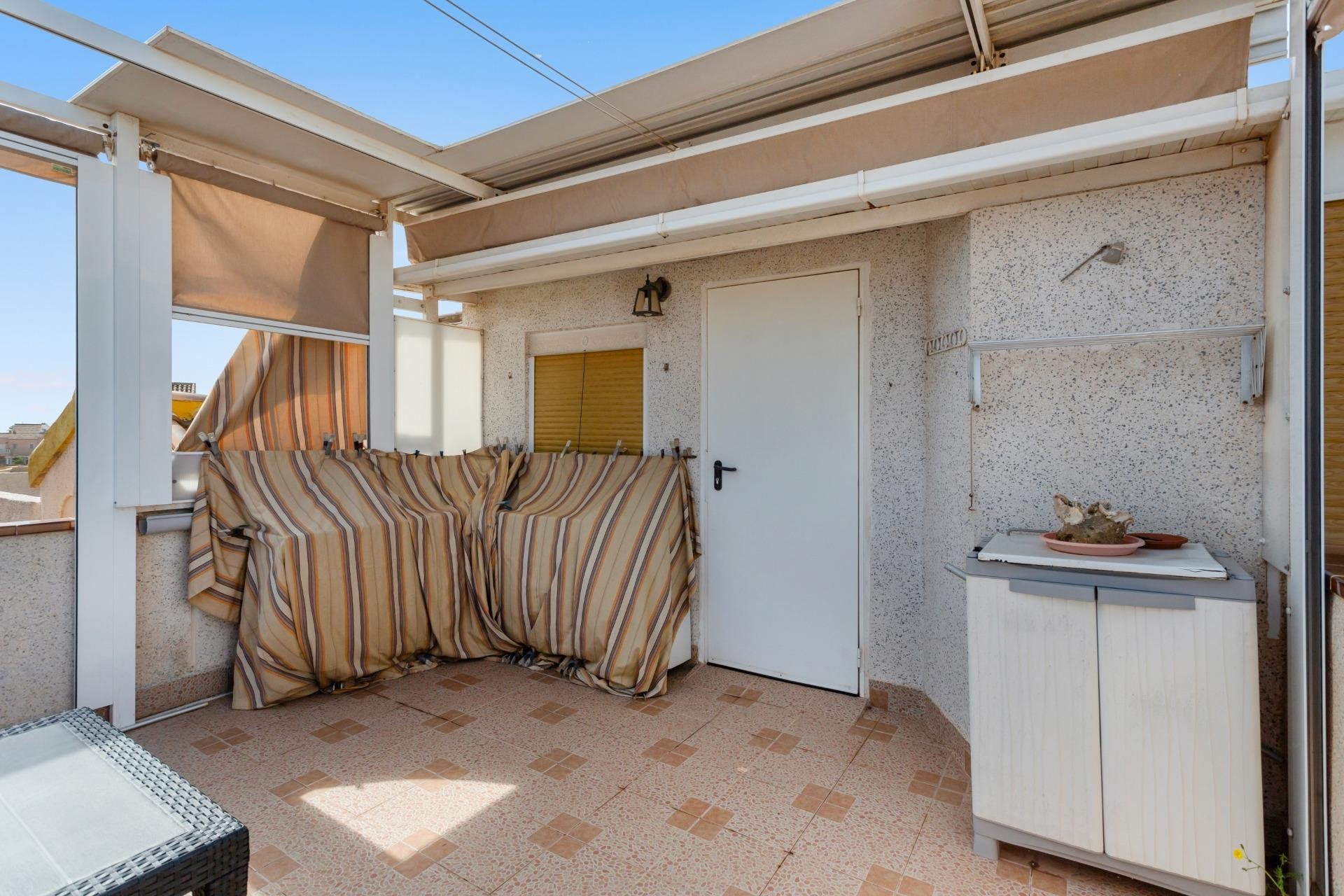 Resale - Bungalow Planta Alta - Torrevieja - Aguas nuevas 2