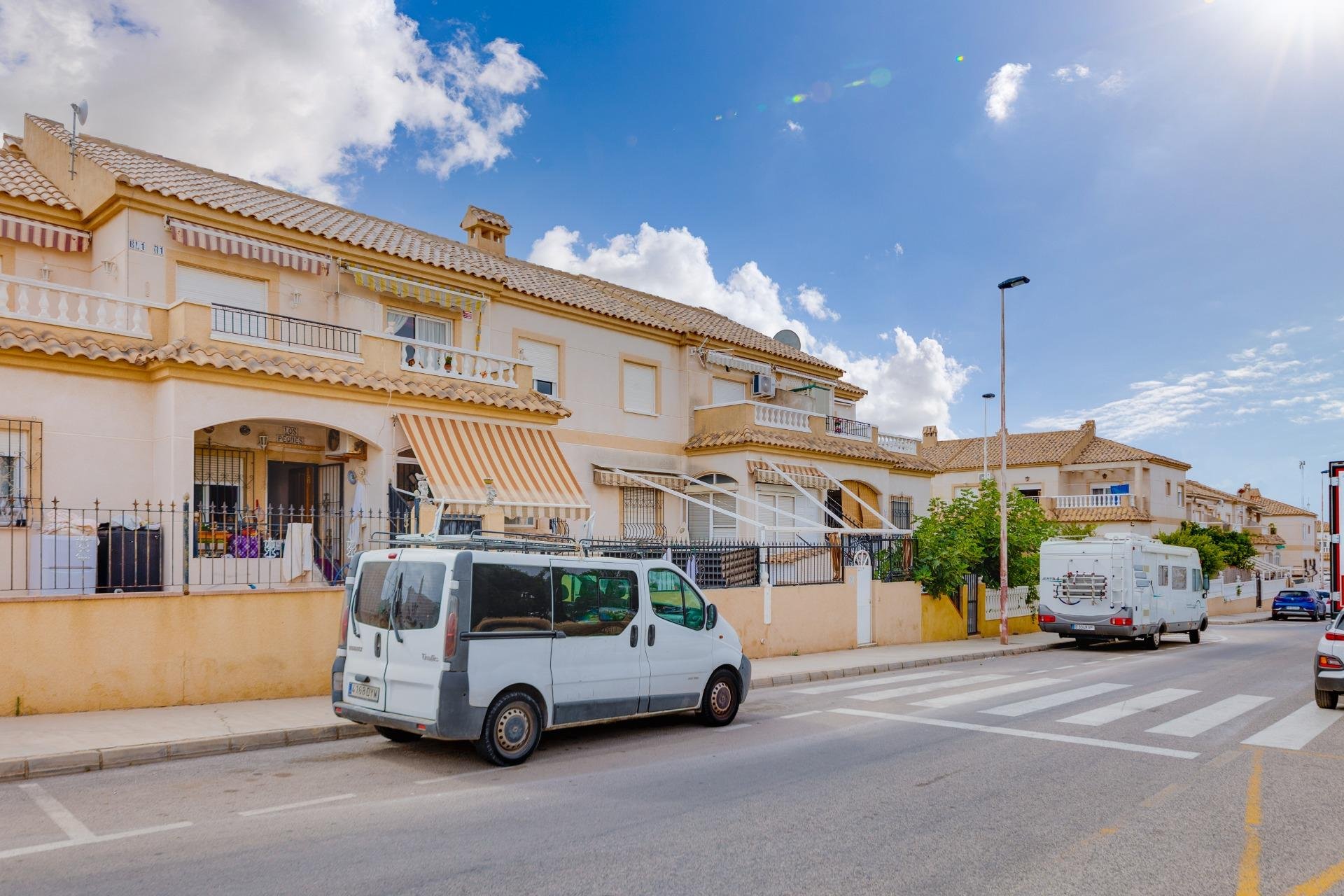 Resale - Bungalow Planta Alta - Torrevieja - Aguas nuevas 2