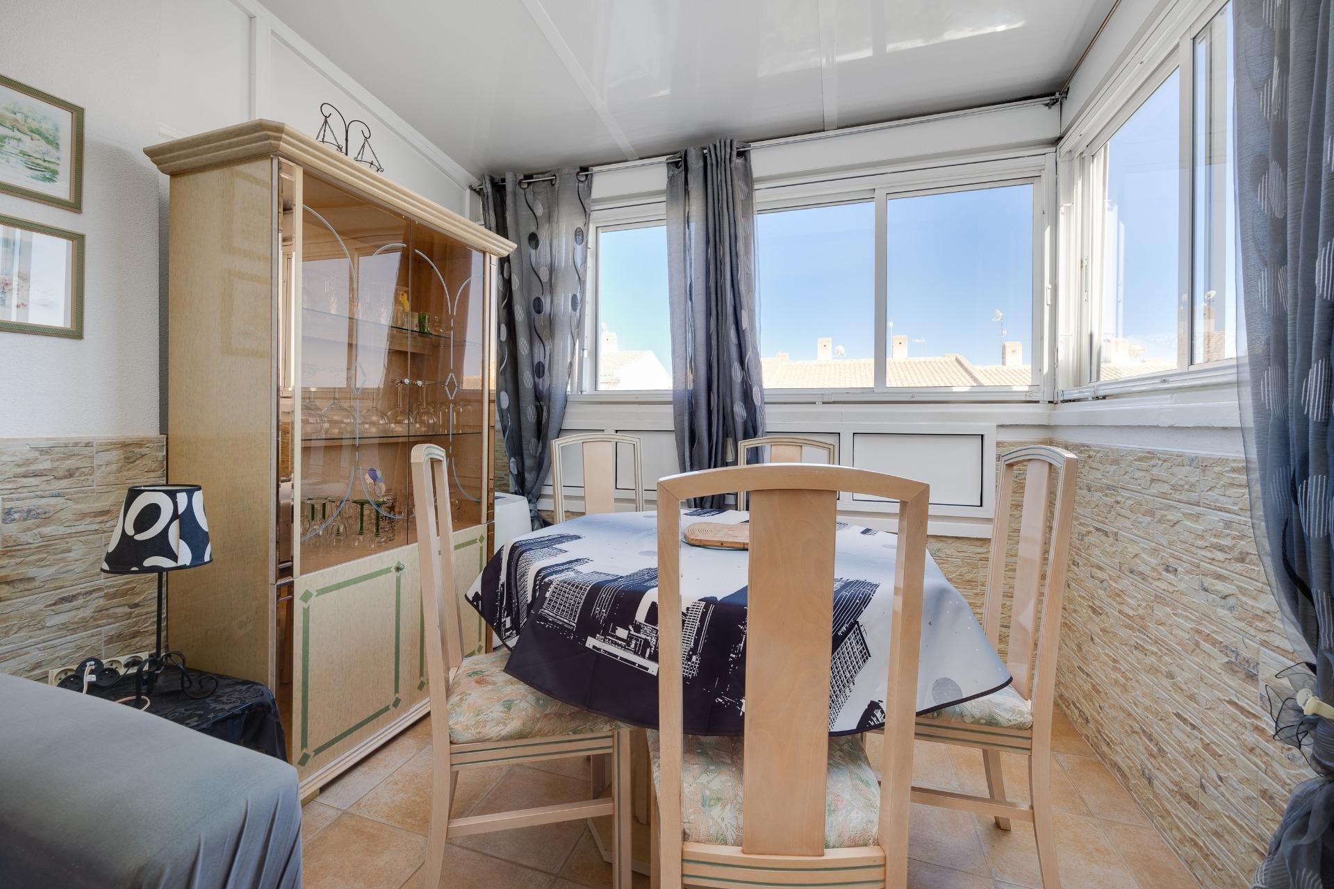 Resale - Bungalow Planta Alta - Torrevieja - Aguas Nuevas