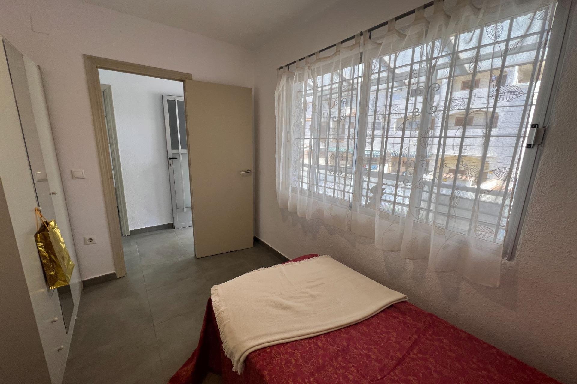 Resale - Bungalow Planta Alta - Torrevieja - Calas blanca