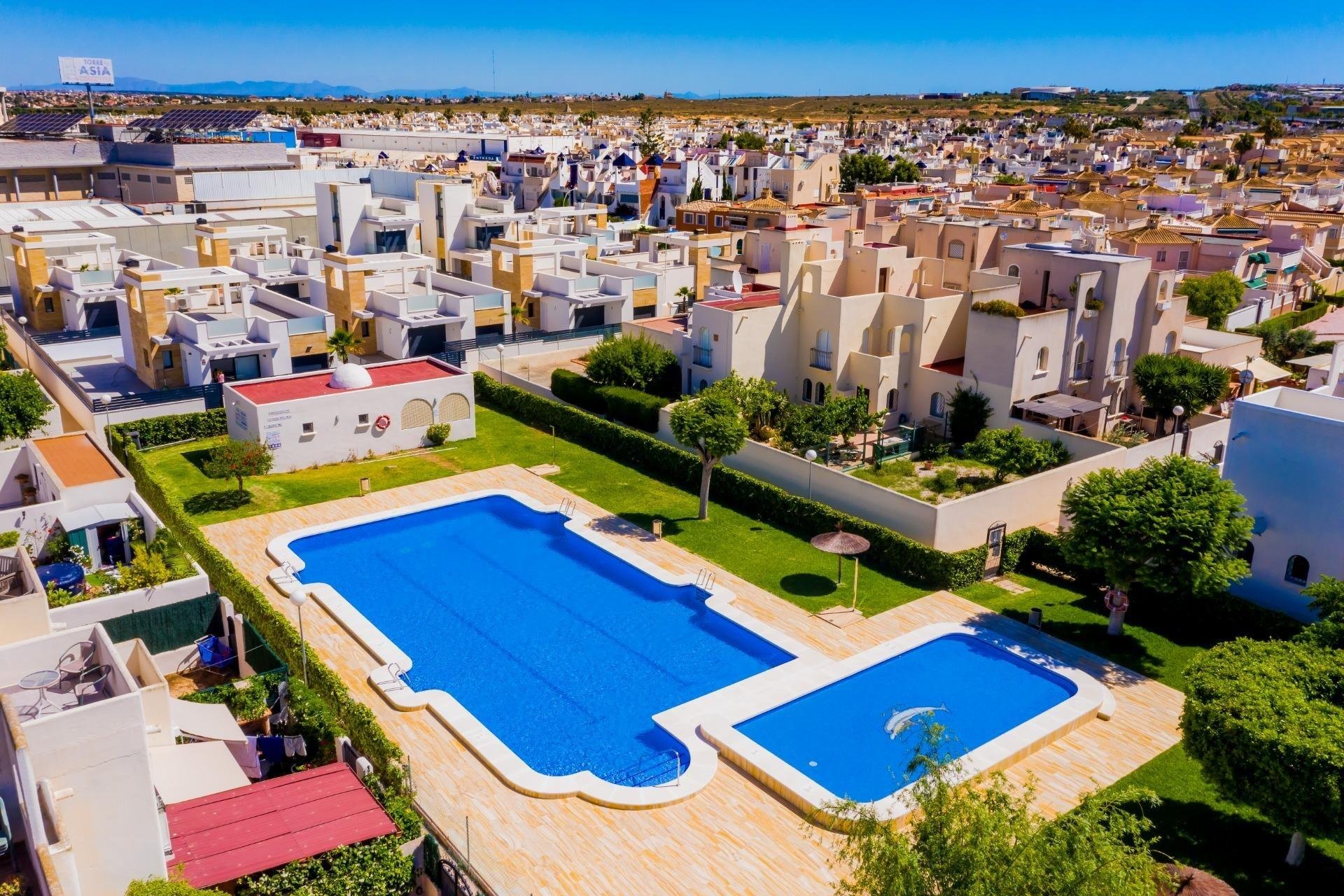 Resale - Bungalow Planta Alta - Torrevieja - Doña ines