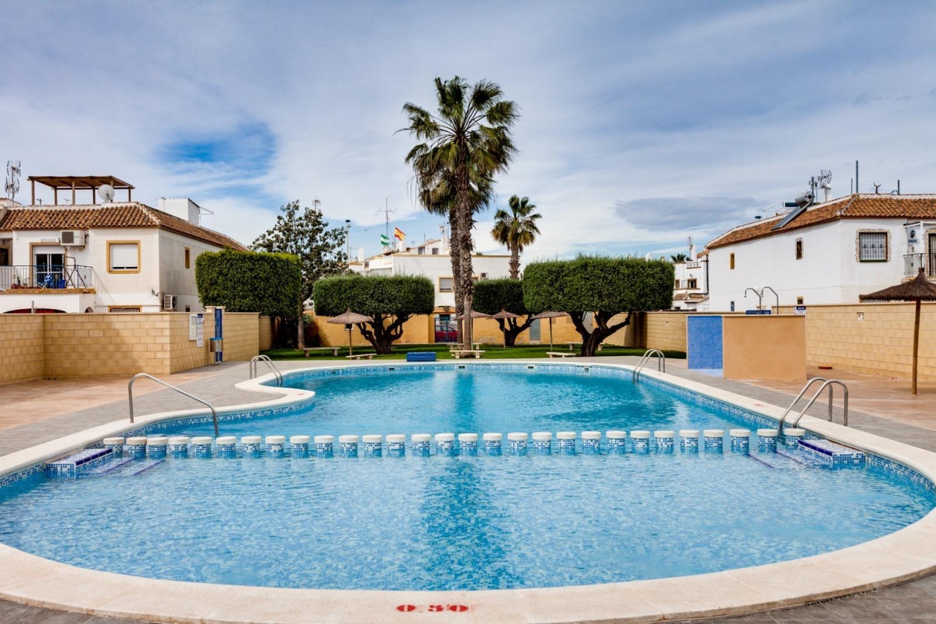 Resale - Bungalow Planta Alta - Torrevieja - Doña ines