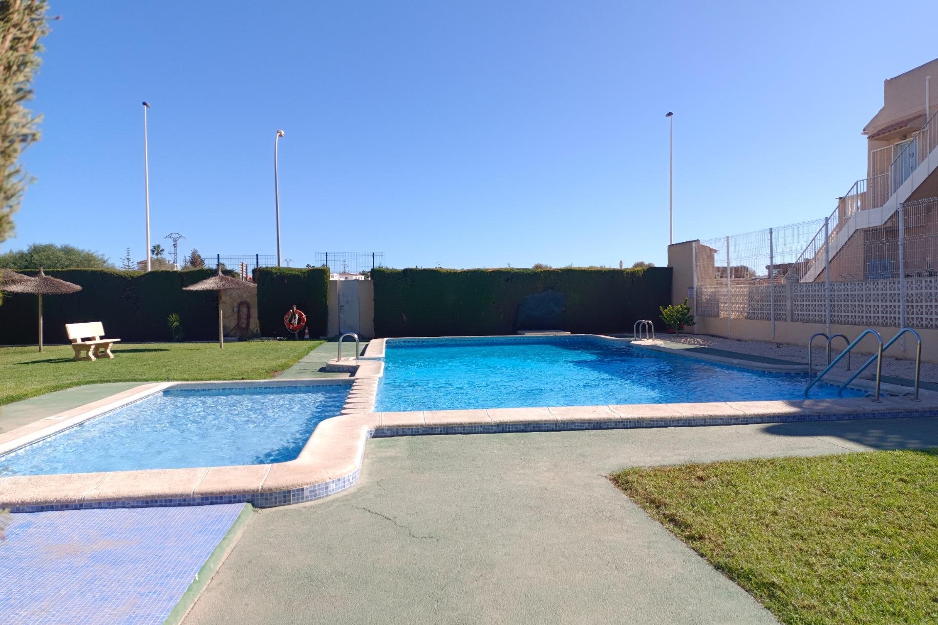 Resale - Bungalow Planta Alta - Torrevieja - La Siesta - El Salado - Torreta