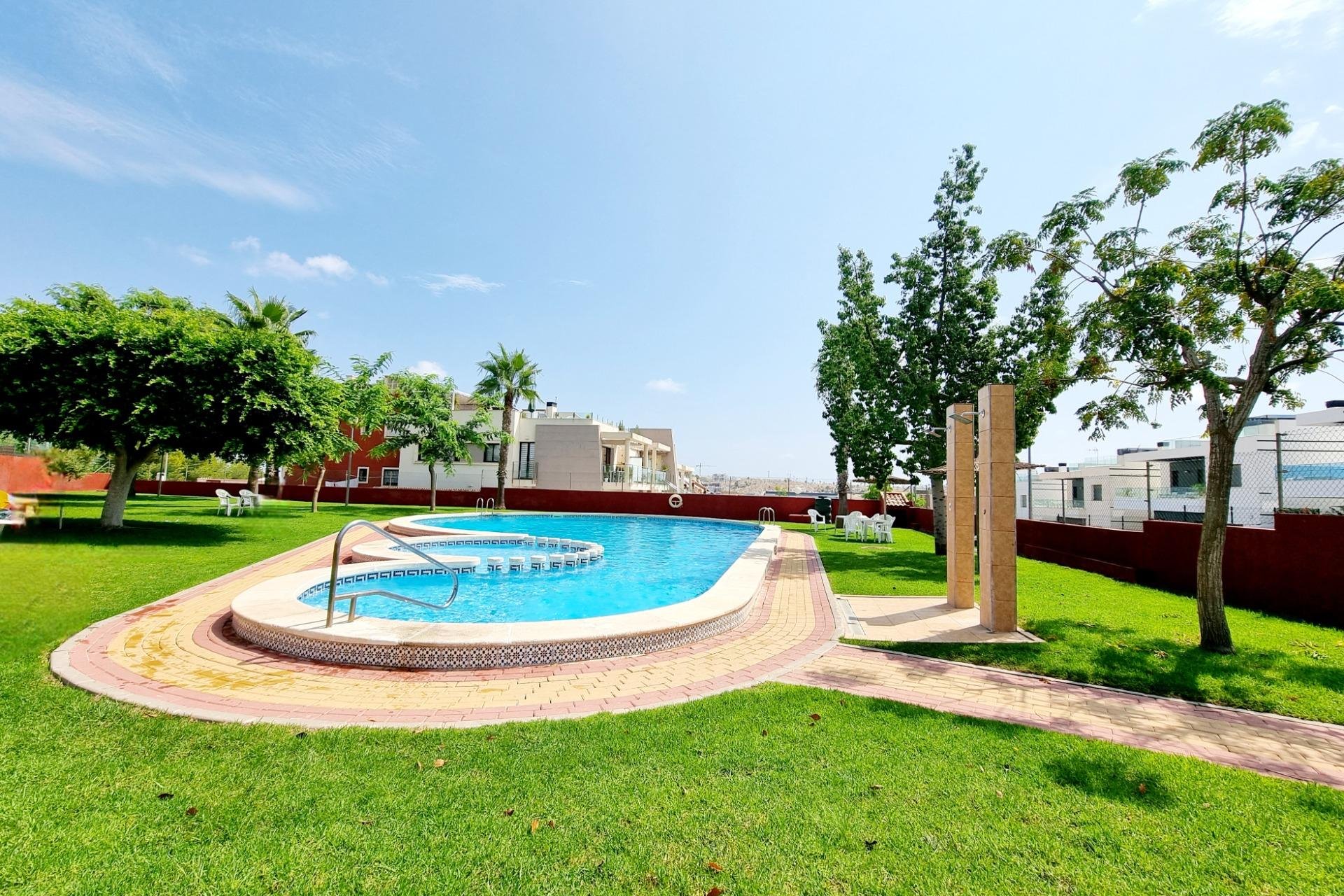 Resale - Bungalow Planta Baja - Orihuela Costa - Los Altos