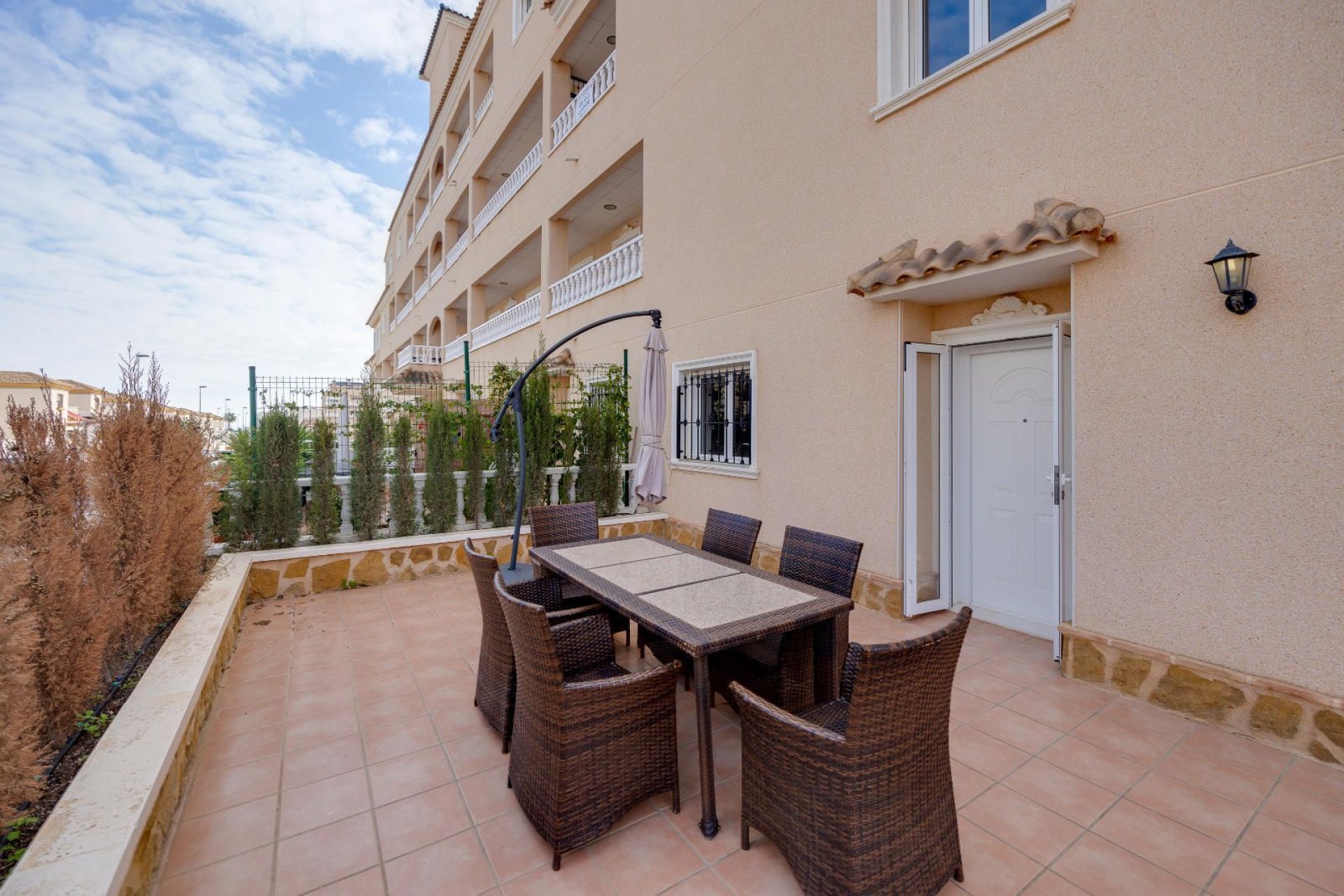 Resale - Bungalow Planta Baja - Orihuela Costa - Los Dolses