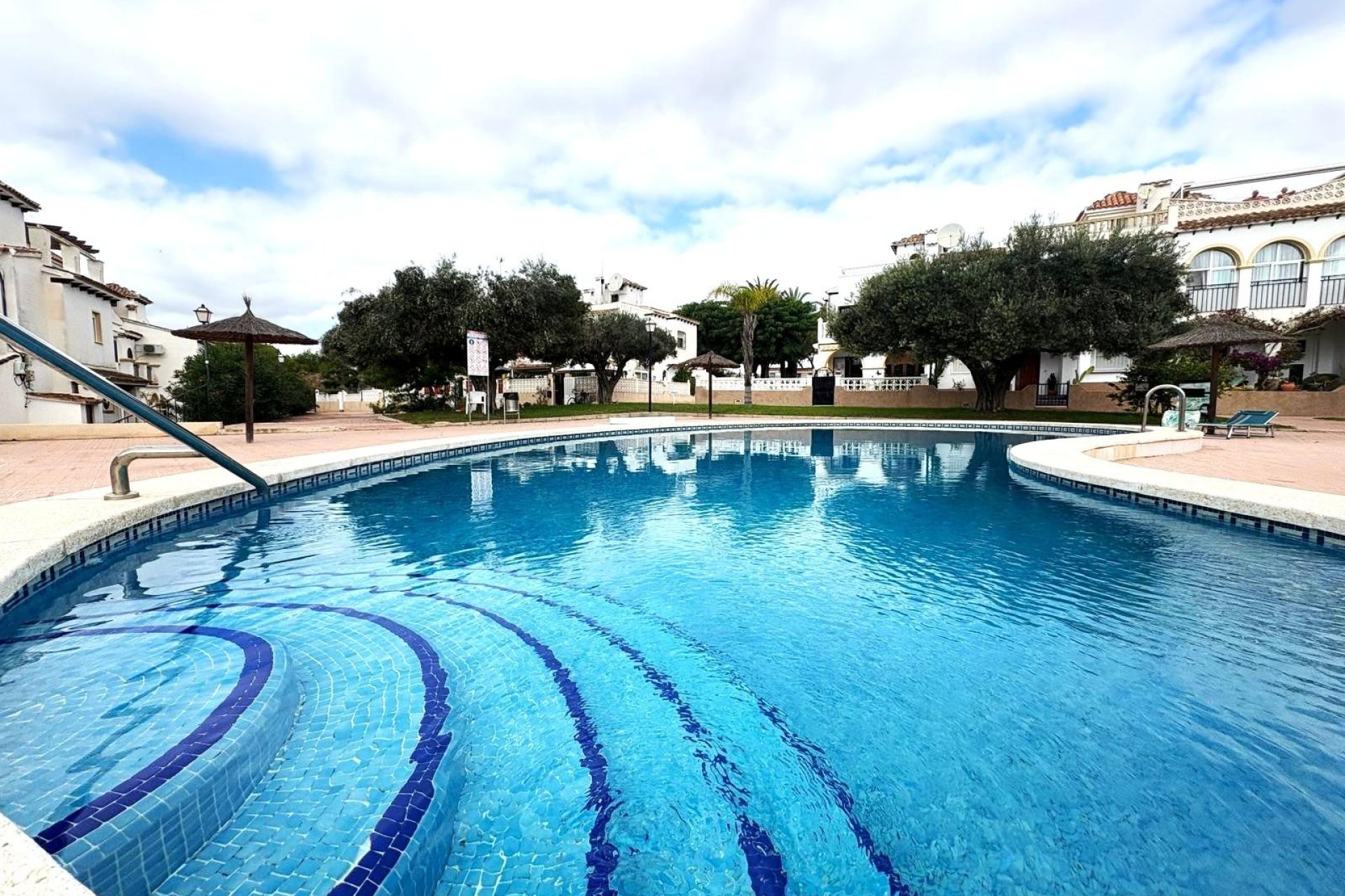 Resale - Bungalow Planta Baja - San Miguel de Salinas - BLUE LAGOON