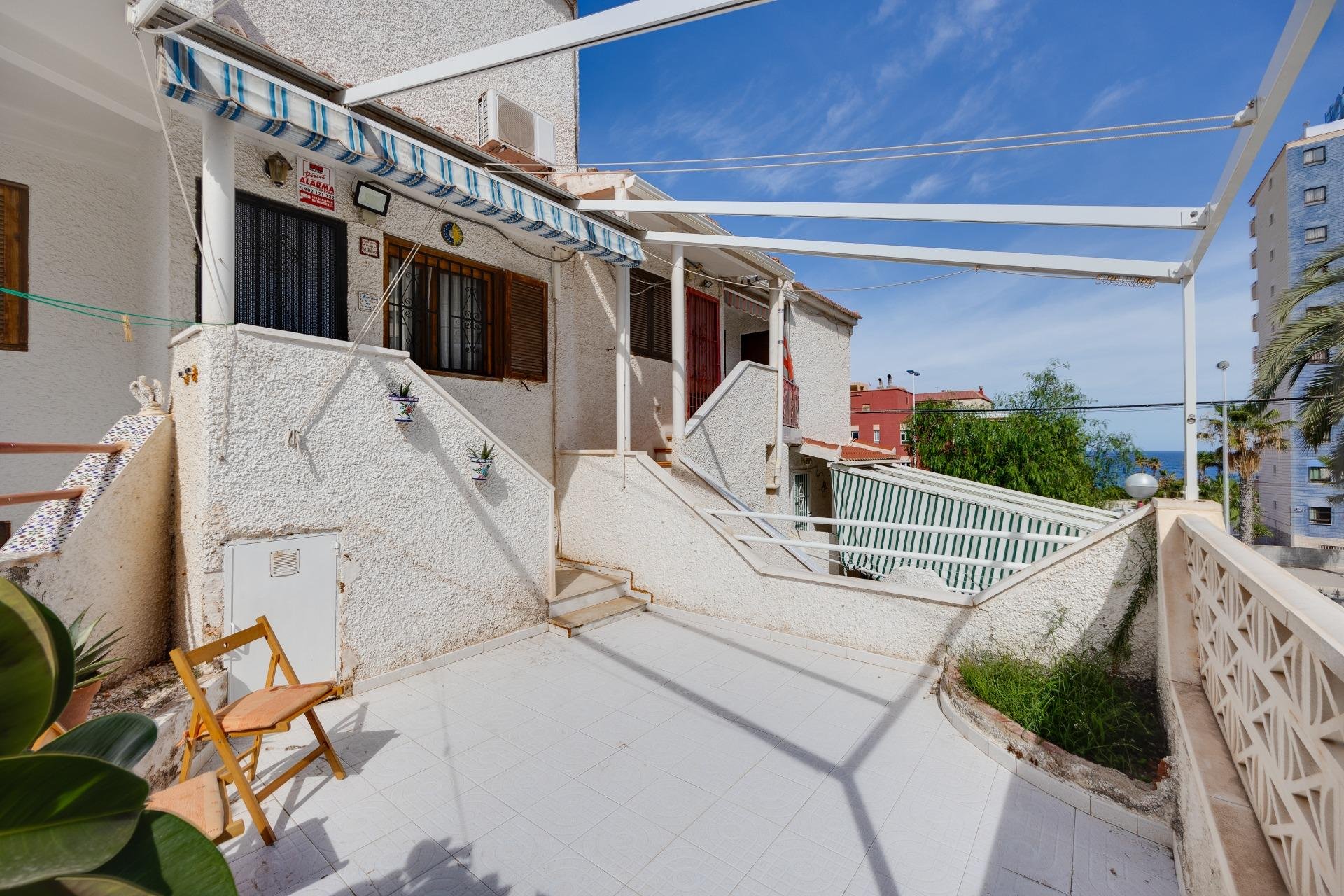 Resale - Bungalow Planta Baja - Torrevieja - Cabo cervera