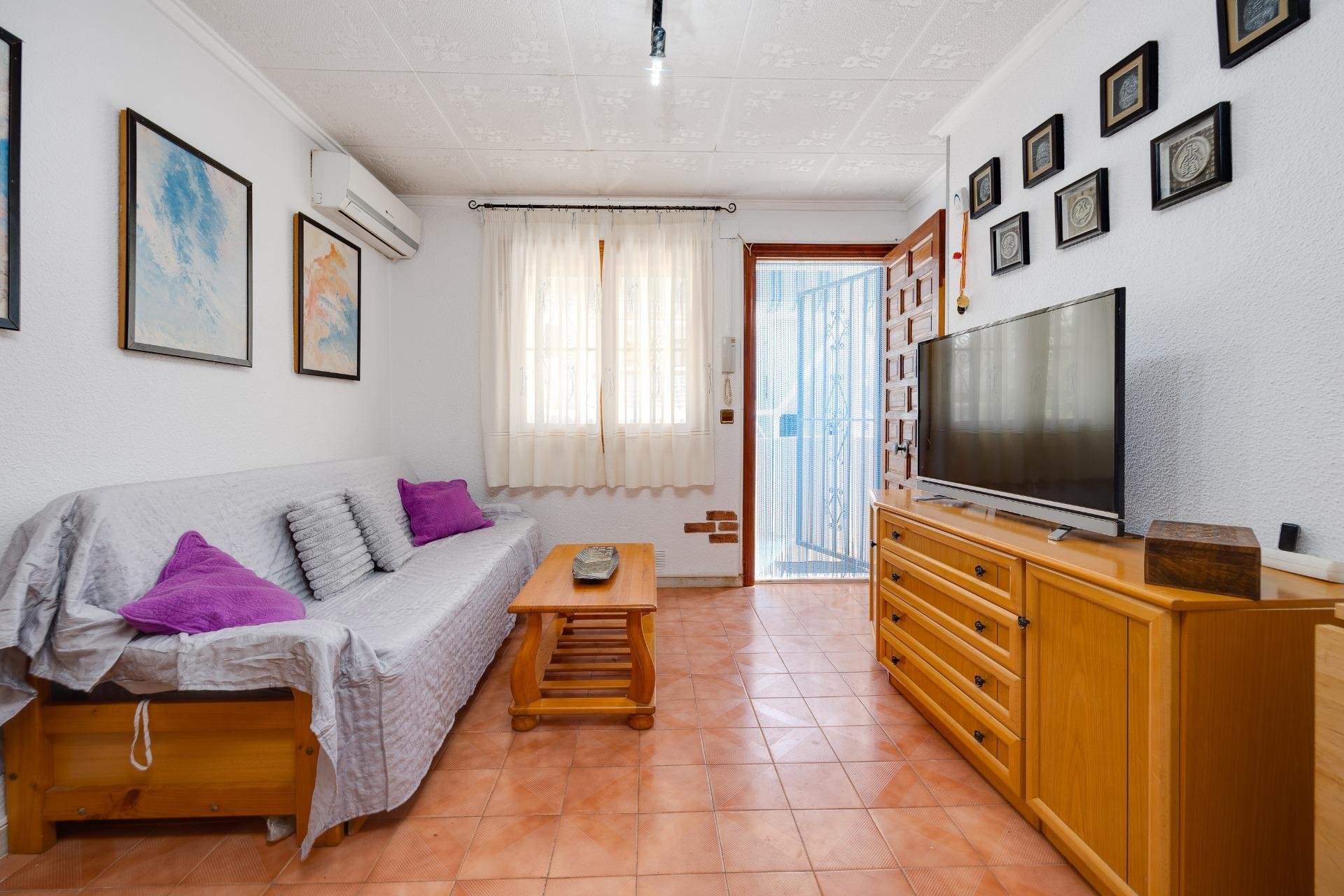 Resale - Bungalow Planta Baja - Torrevieja - Cabo cervera