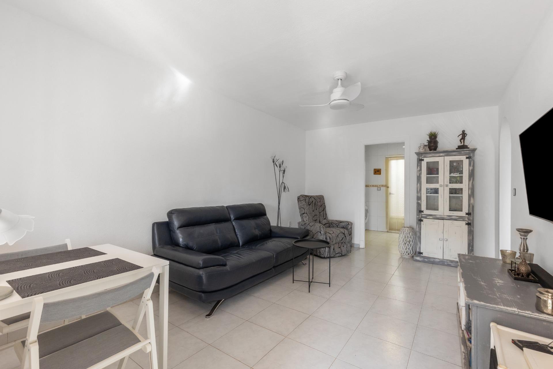 Resale - Bungalow Planta Baja - Torrevieja - Carrefour