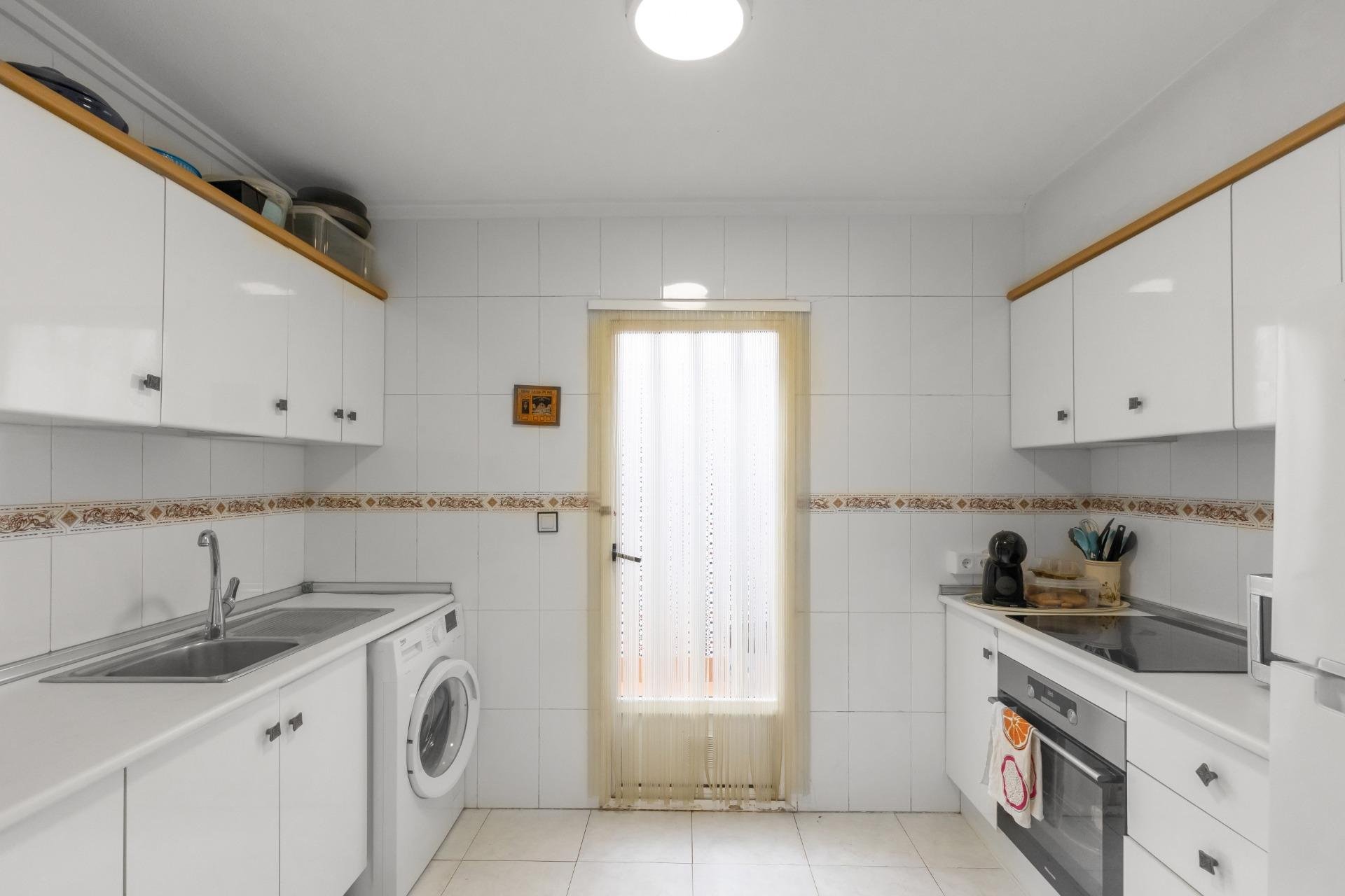 Resale - Bungalow Planta Baja - Torrevieja - Carrefour