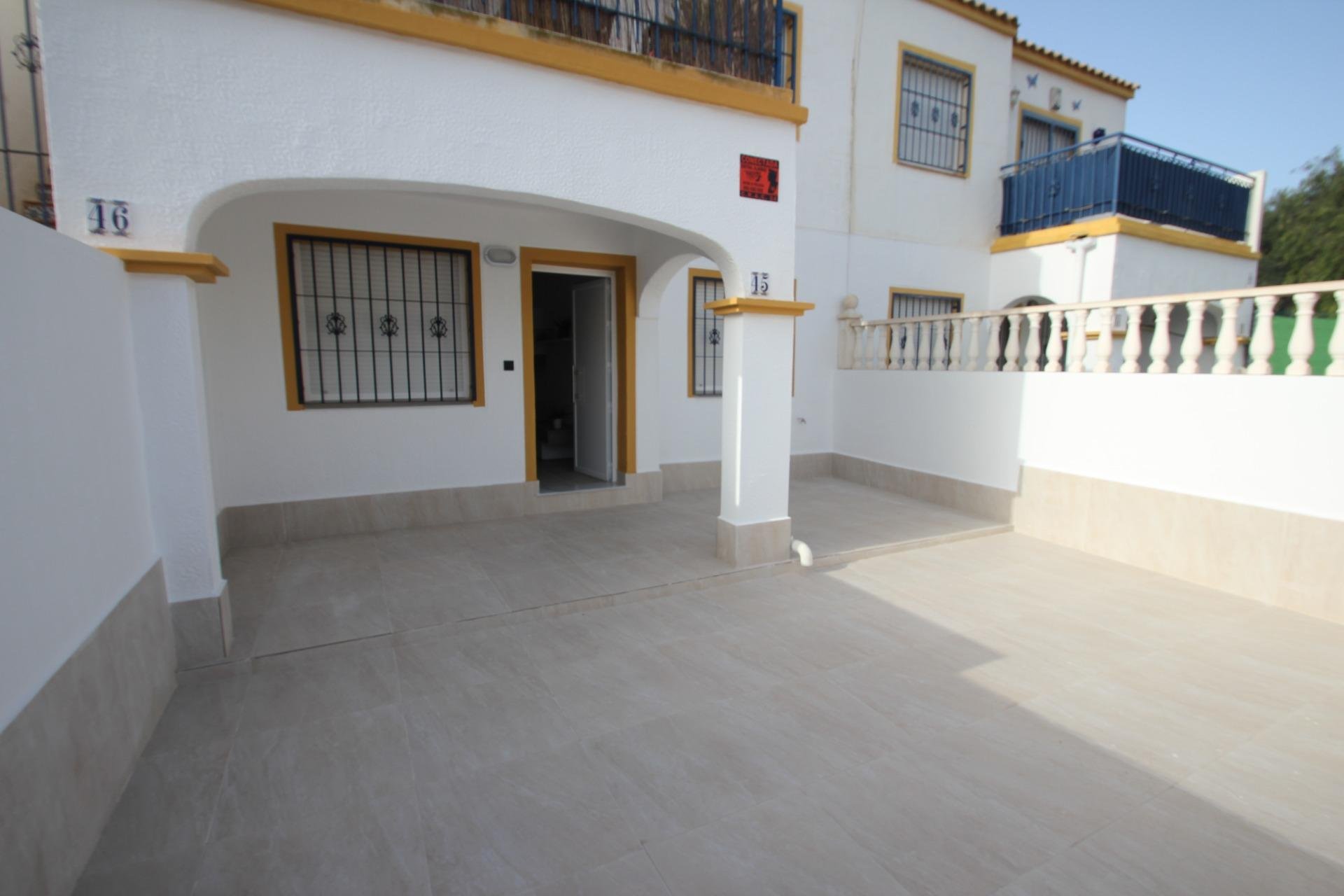 Resale - Bungalow Planta Baja - Torrevieja - Carrefour