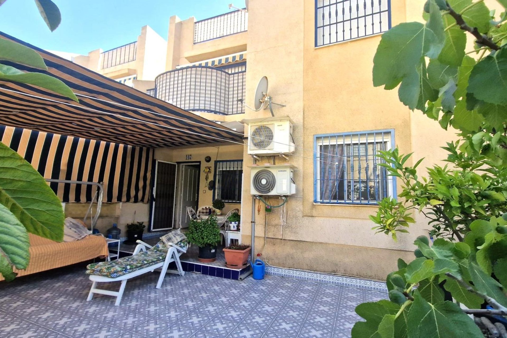 Resale - Bungalow Planta Baja - Torrevieja - El limonar