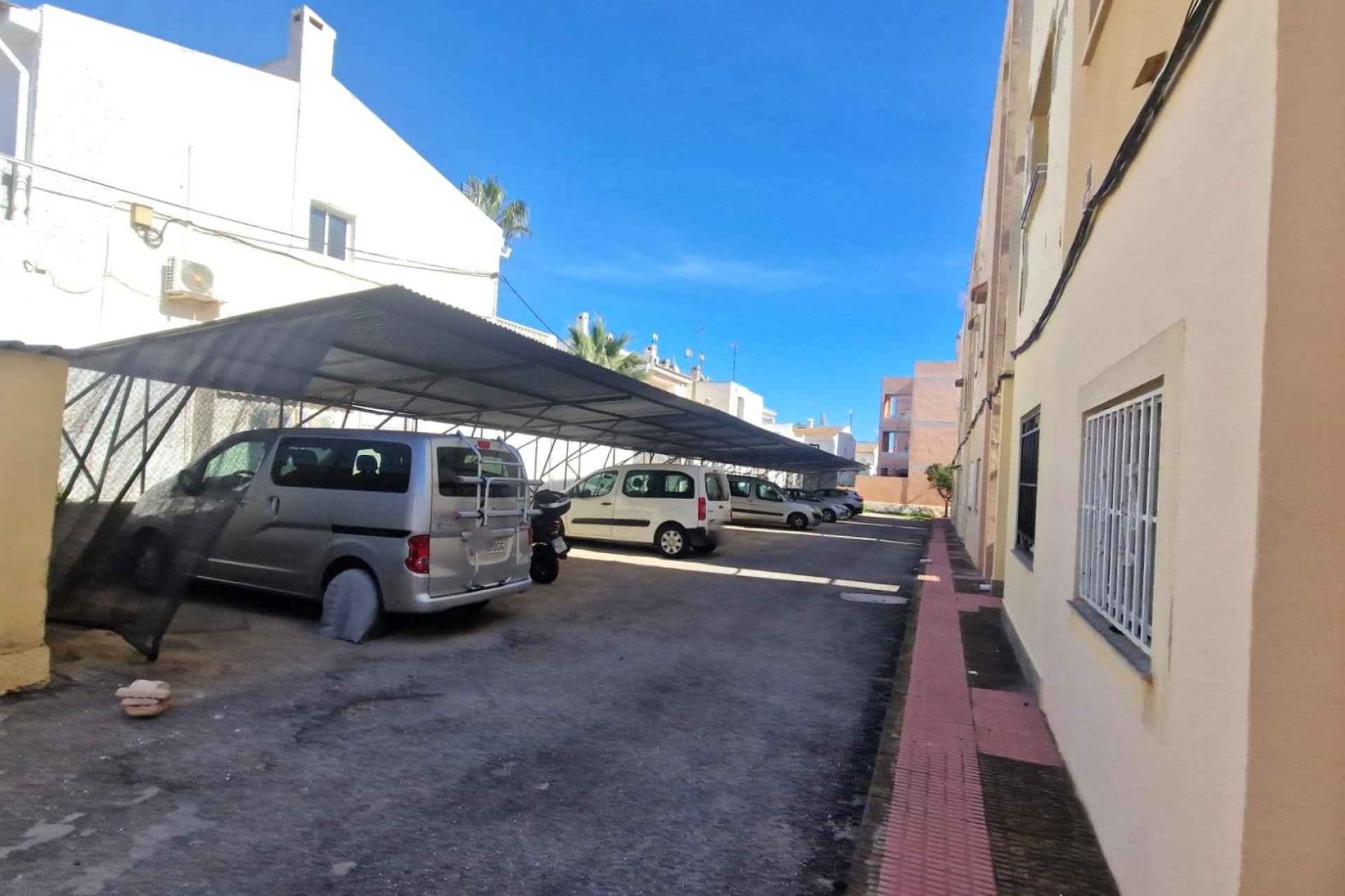 Resale - Bungalow Planta Baja - Torrevieja - Estacion de autobuses