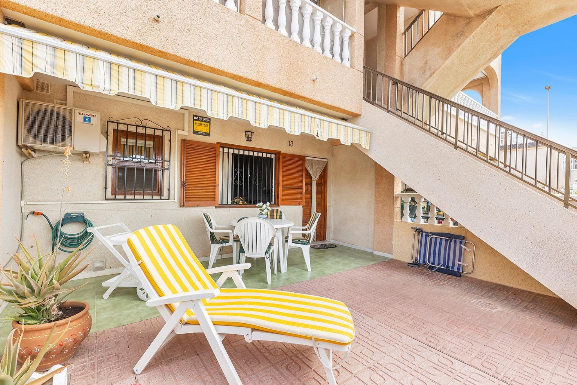 Resale - Bungalow Planta Baja - Torrevieja - La Mata