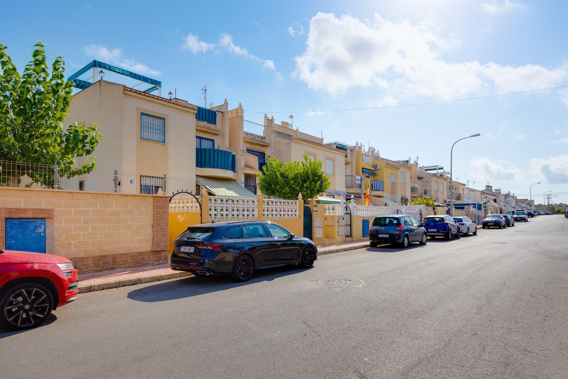 Resale - Bungalow Planta Baja - Torrevieja - La Siesta - El Salado - Torreta