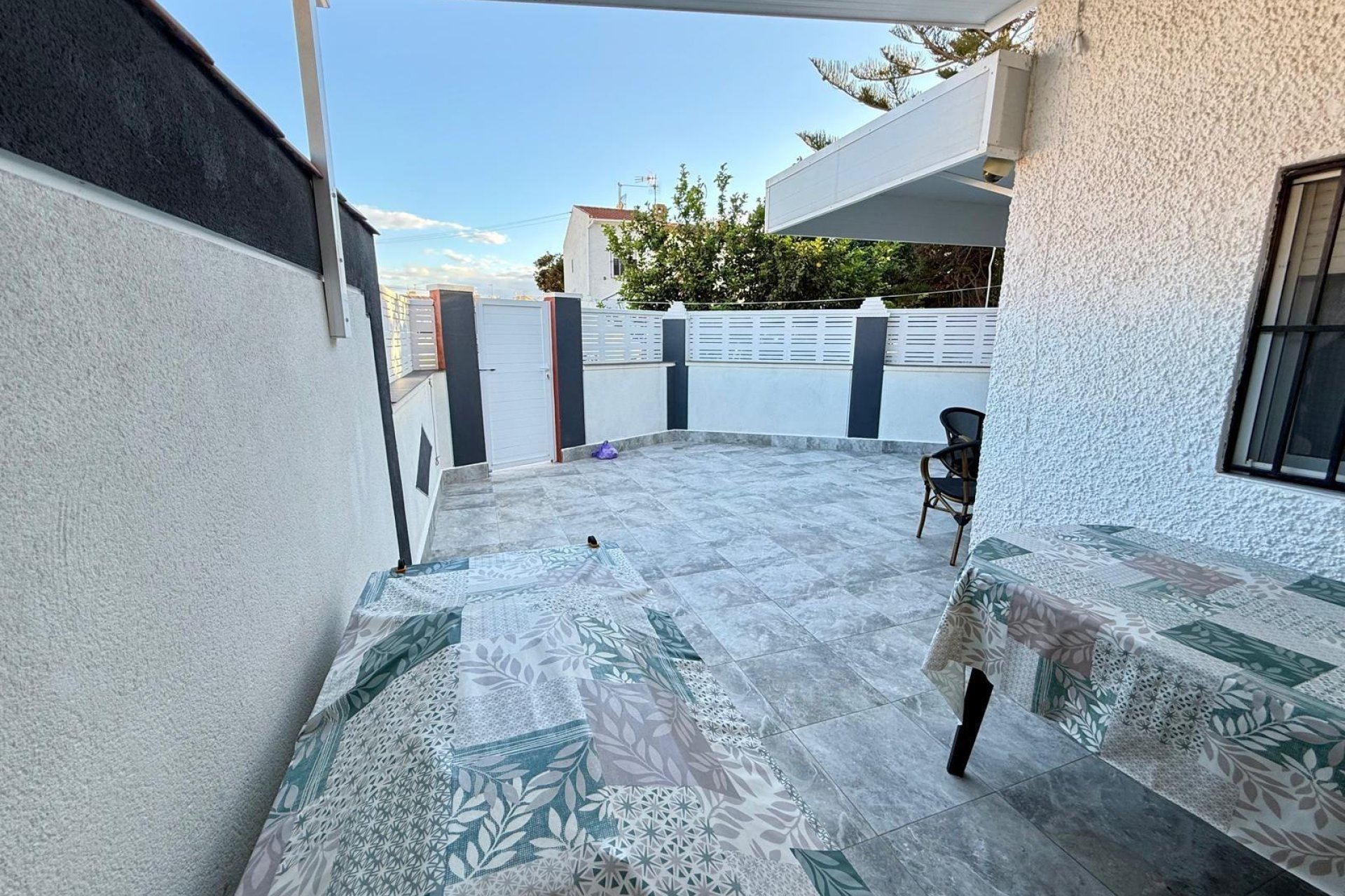 Resale - Bungalow Planta Baja - Torrevieja - La Siesta - El Salado - Torreta