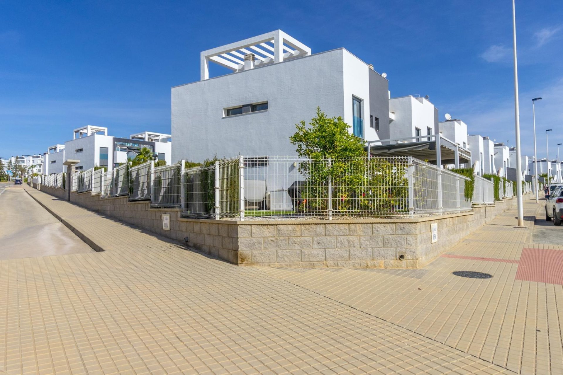 Resale - Bungalow Planta Baja - Torrevieja - Los altos