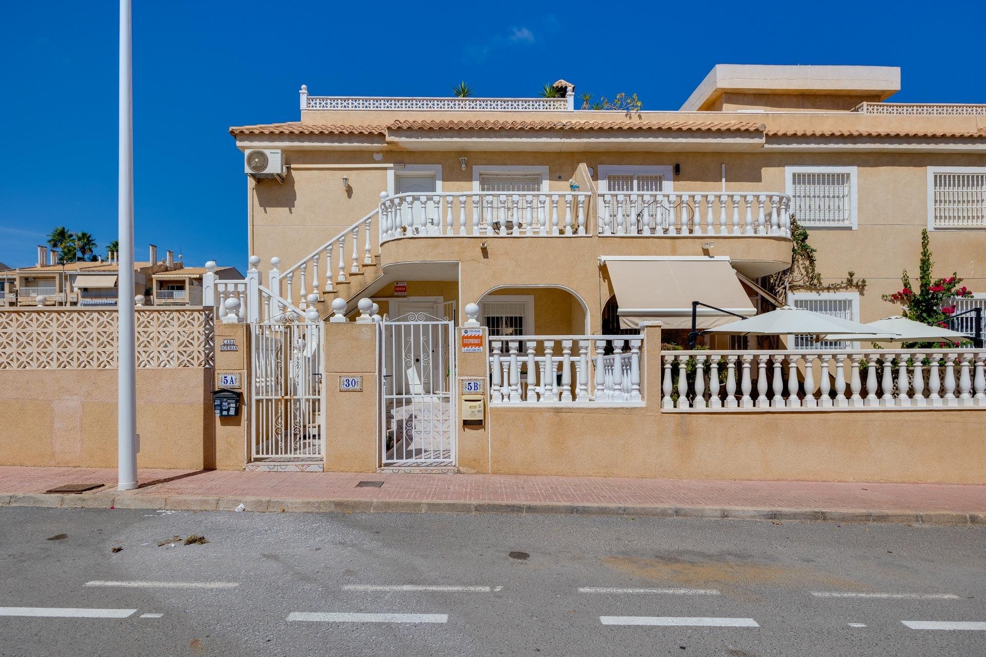 Resale - Bungalow Planta Baja - Torrevieja - Los Frutales