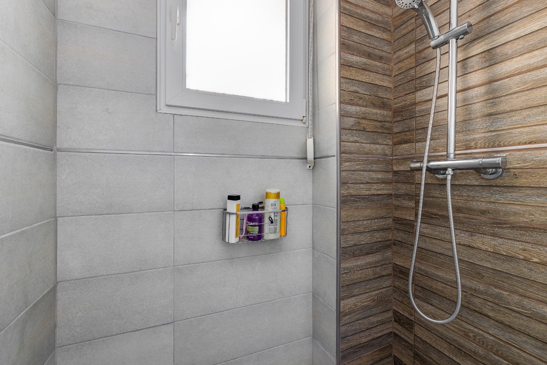 Resale - Bungalow Planta Baja - Torrevieja - Mar azul