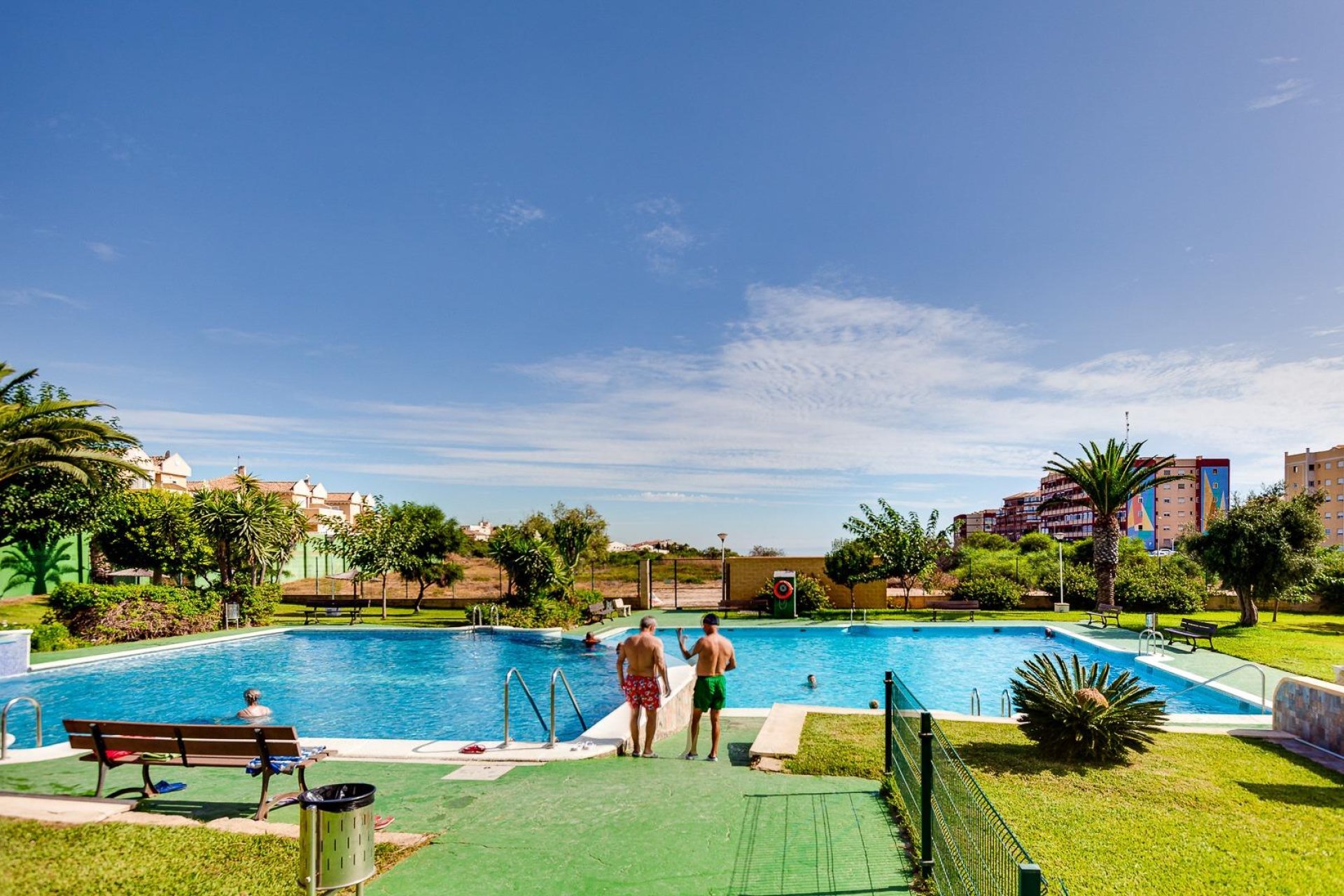 Resale - Bungalow Planta Baja - Torrevieja - Torreblanca