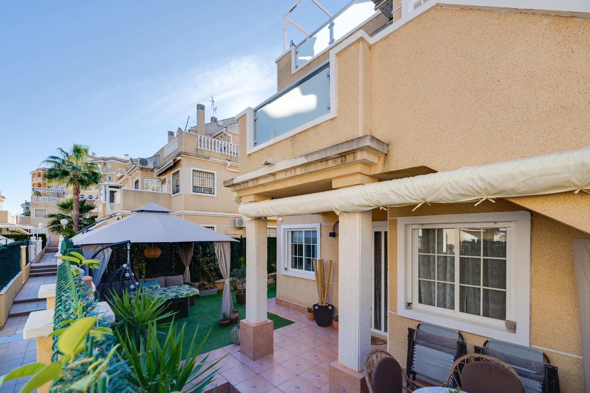 Resale - Bungalow Planta Baja - Torrevieja - Torreblanca