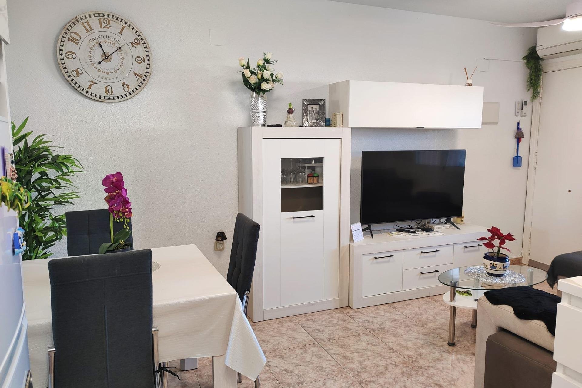 Resale - Bungalow Planta Baja - Torrevieja - Torreblanca