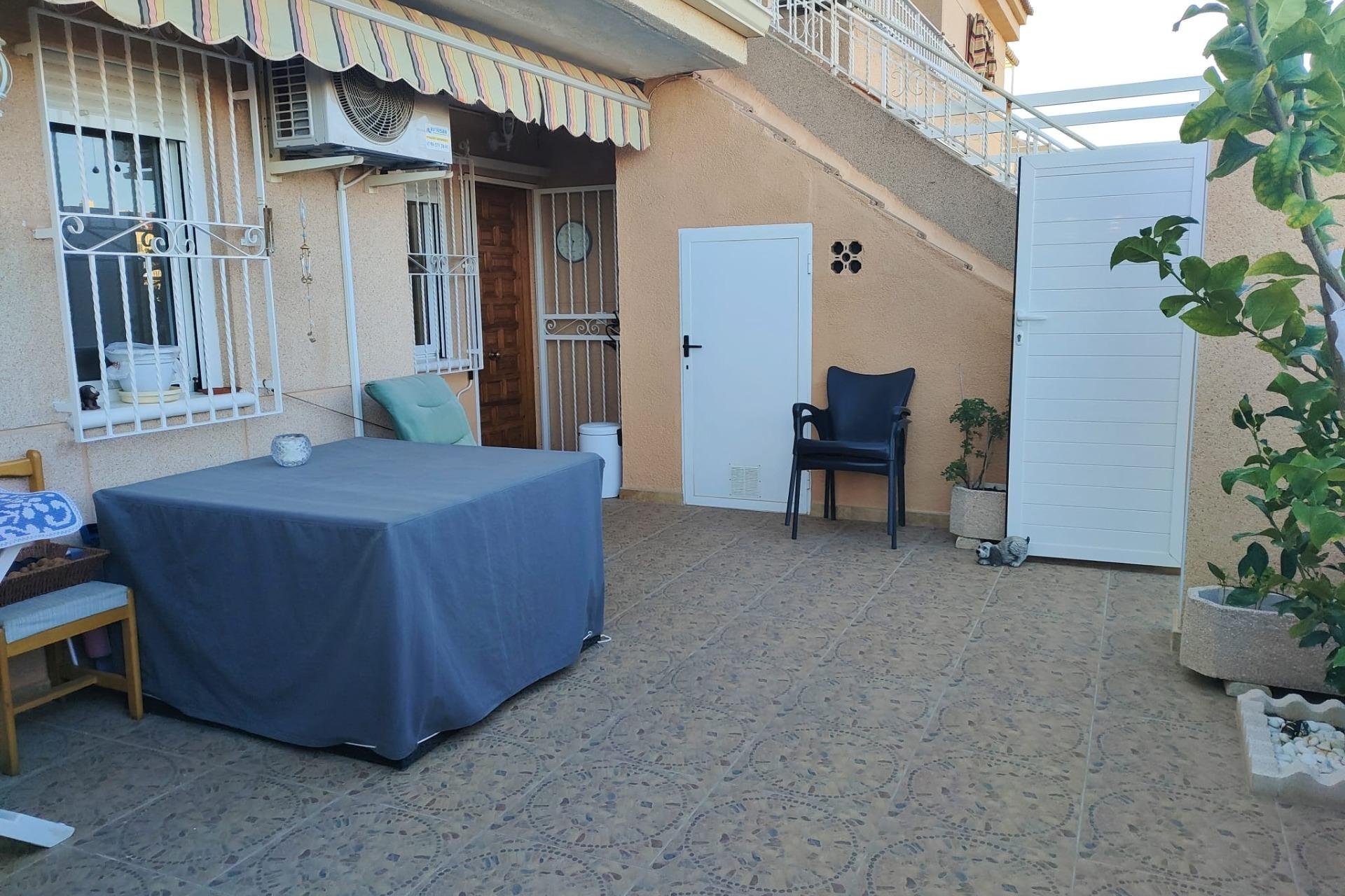 Resale - Bungalow Planta Baja - Torrevieja - Torreblanca