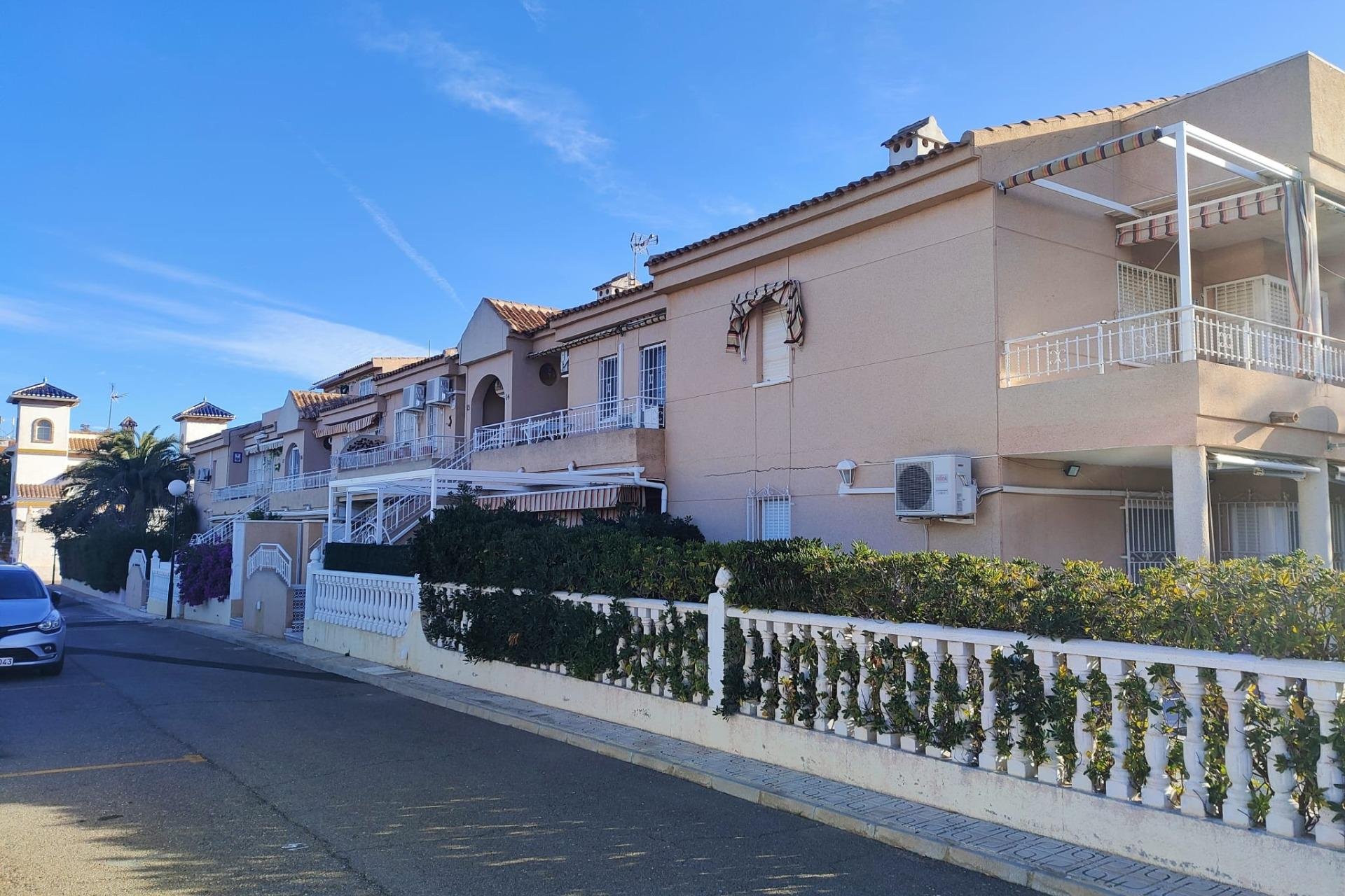 Resale - Bungalow Planta Baja - Torrevieja - Torreblanca