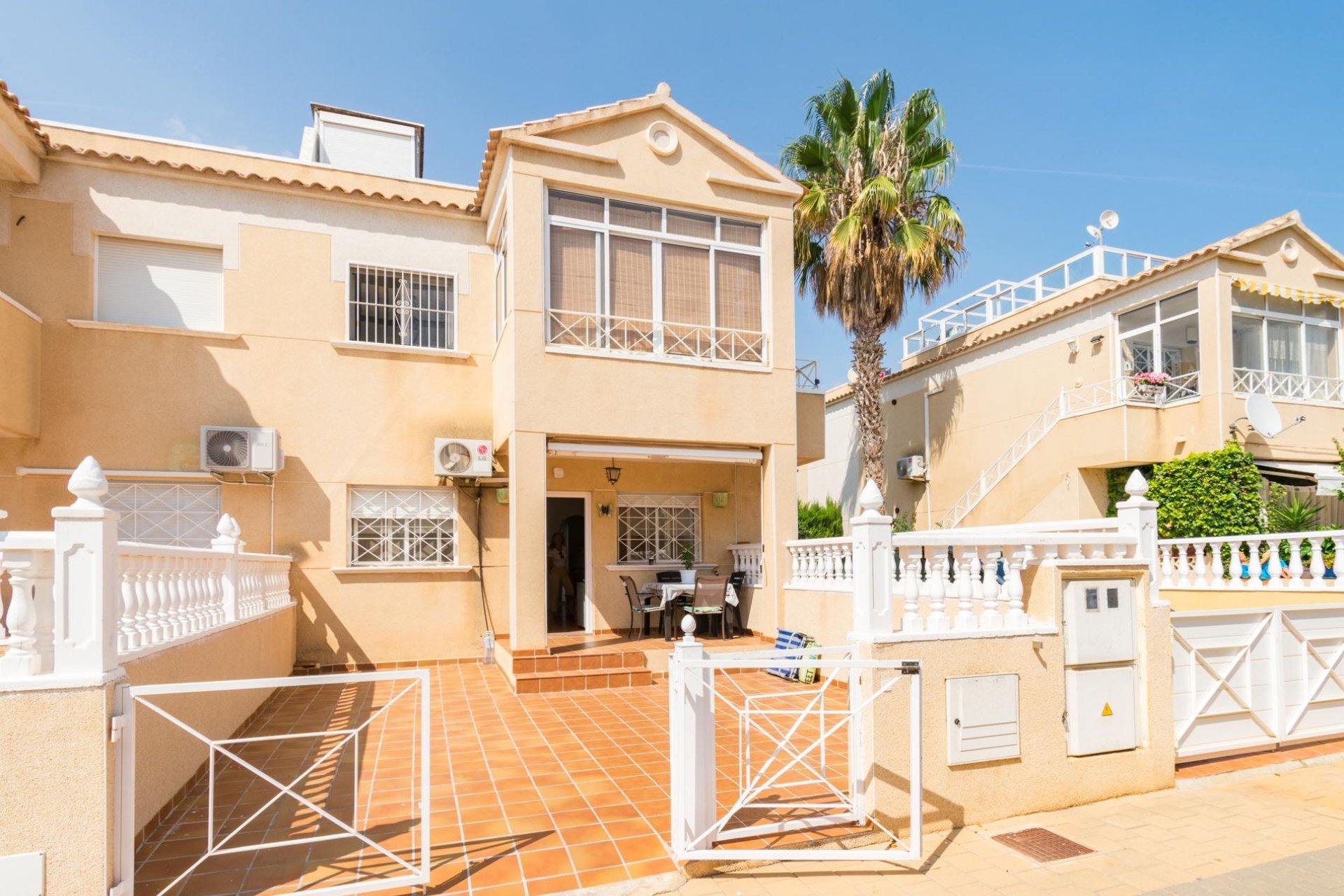 Resale - Bungalow Planta Baja - Torrevieja - Torretas