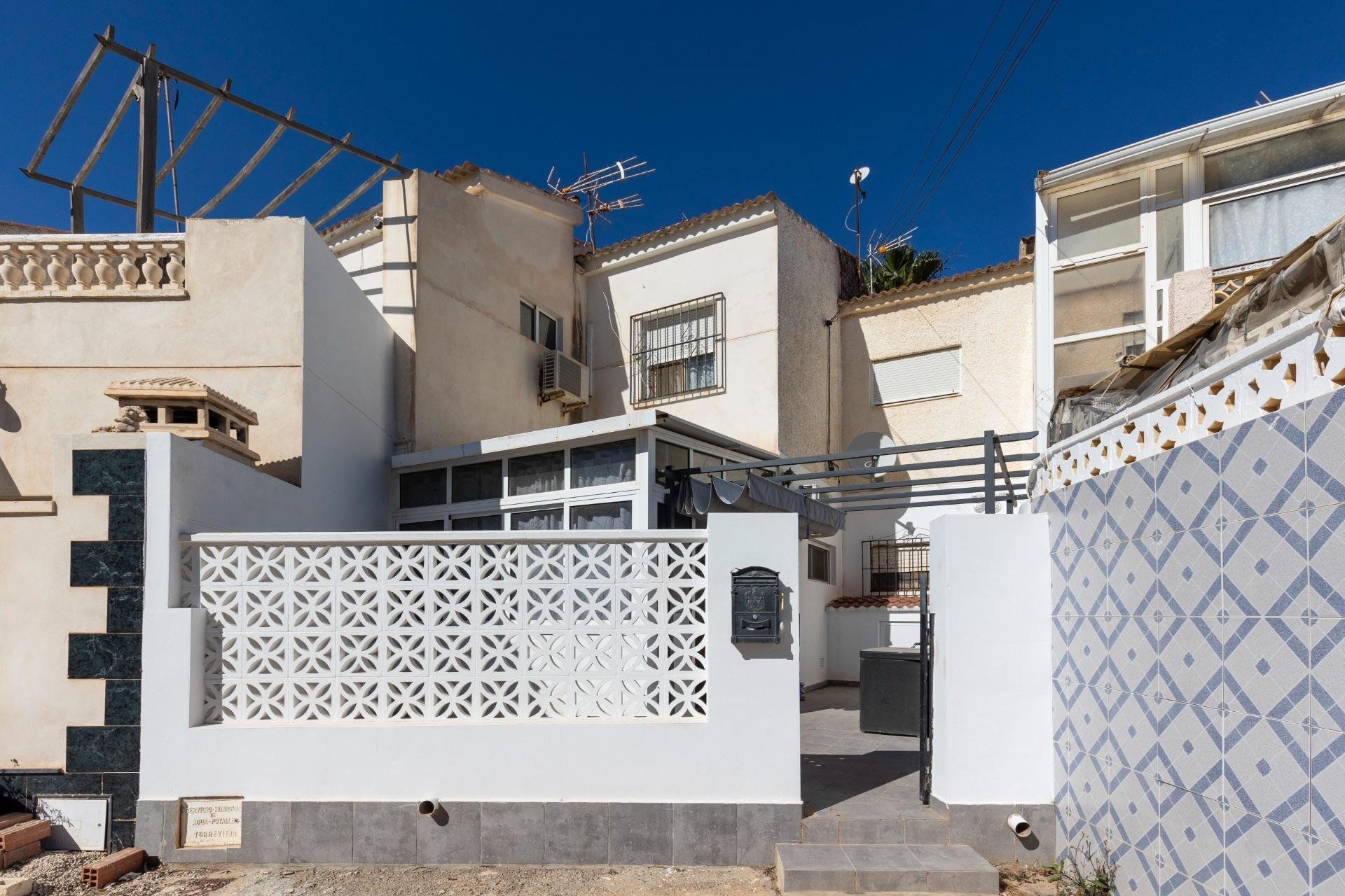 Resale - Bungalow Planta Baja - Torrevieja - Torretas