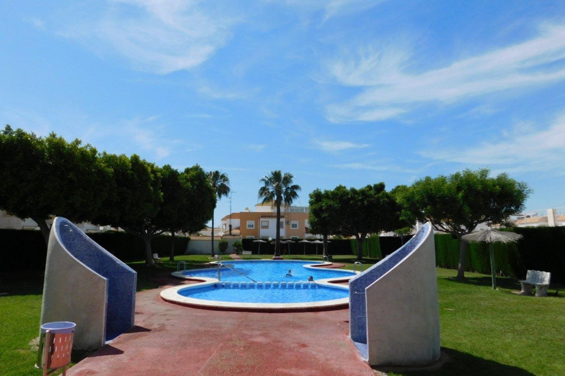 Resale - Bungalow Planta Baja - Torrevieja - Torretas