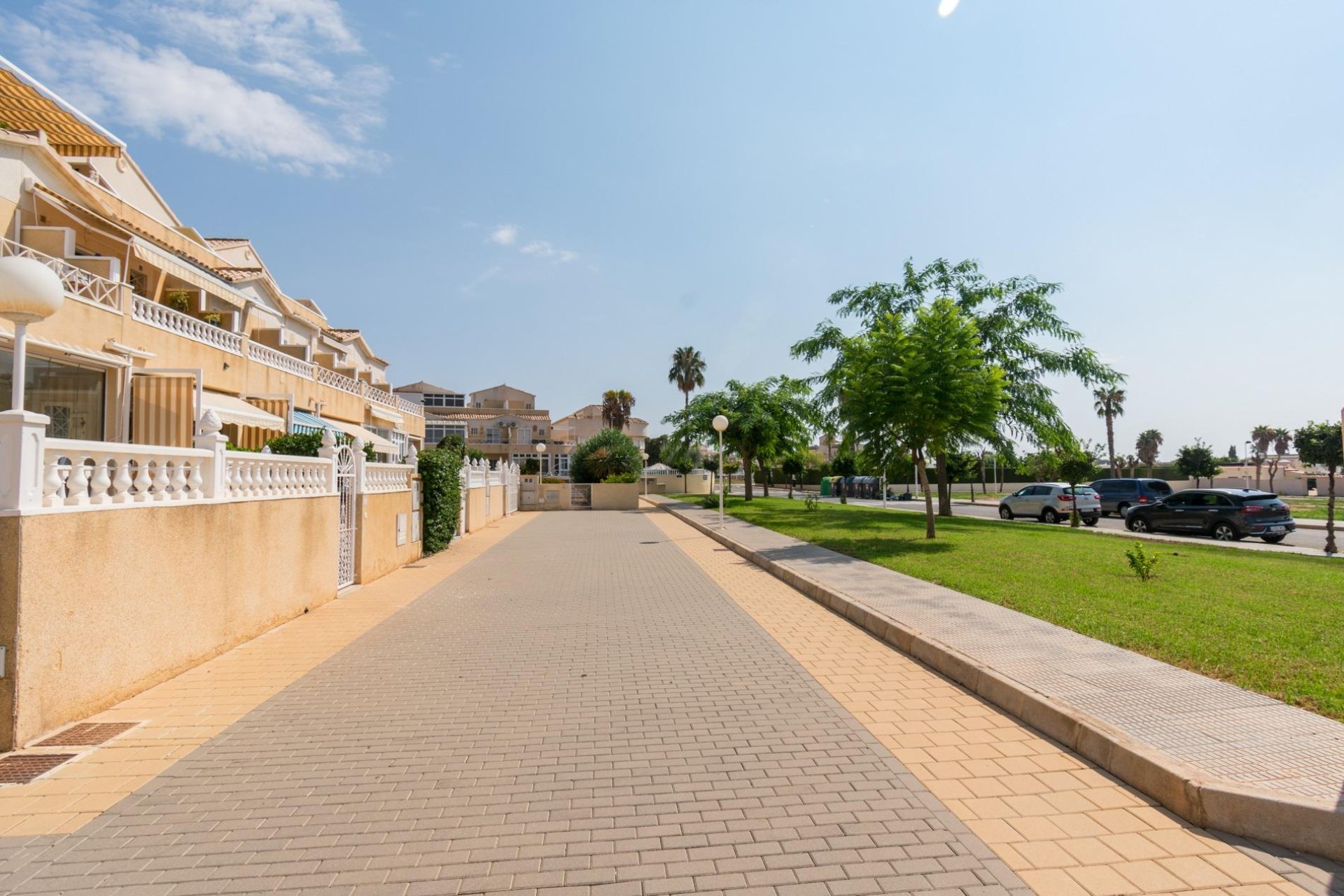 Resale - Bungalow Planta Baja - Torrevieja - Torretas