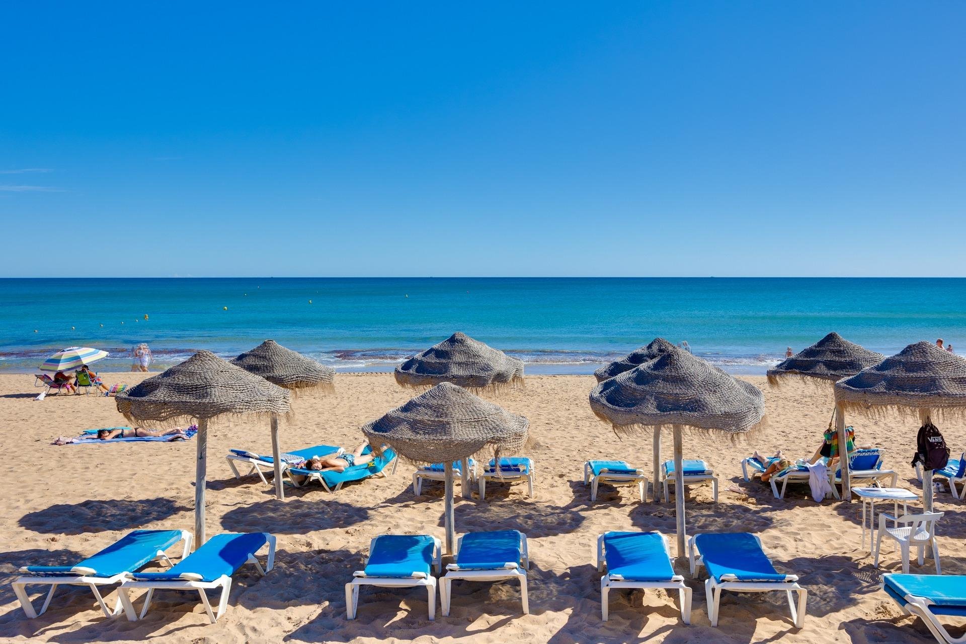 Resale - Bungalow - Torrevieja - Aguas nuevas 1