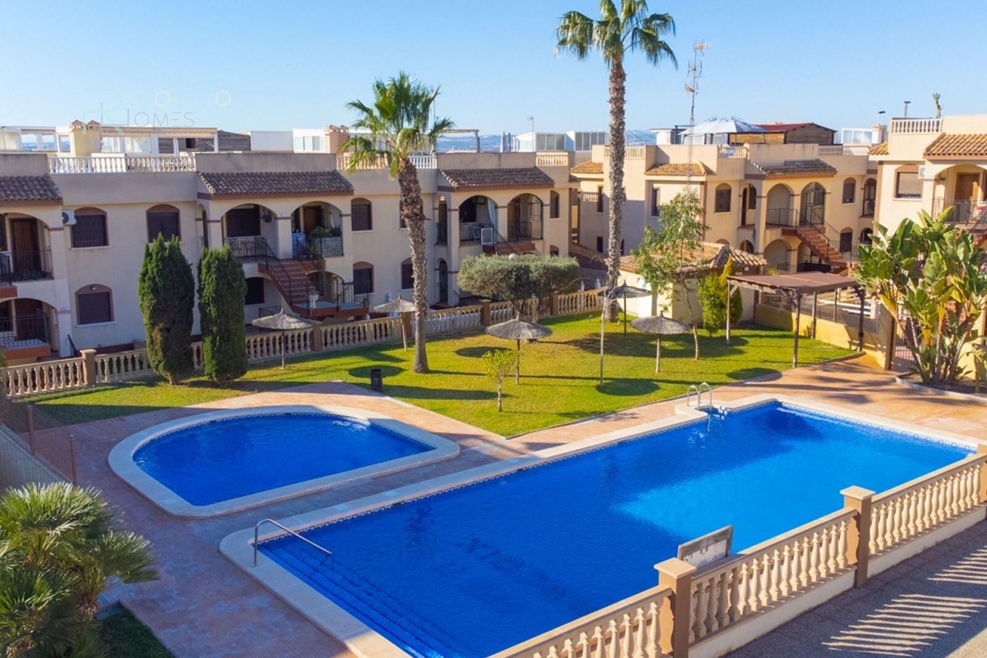 Resale - Bungalow - Torrevieja - Aguas nuevas 1