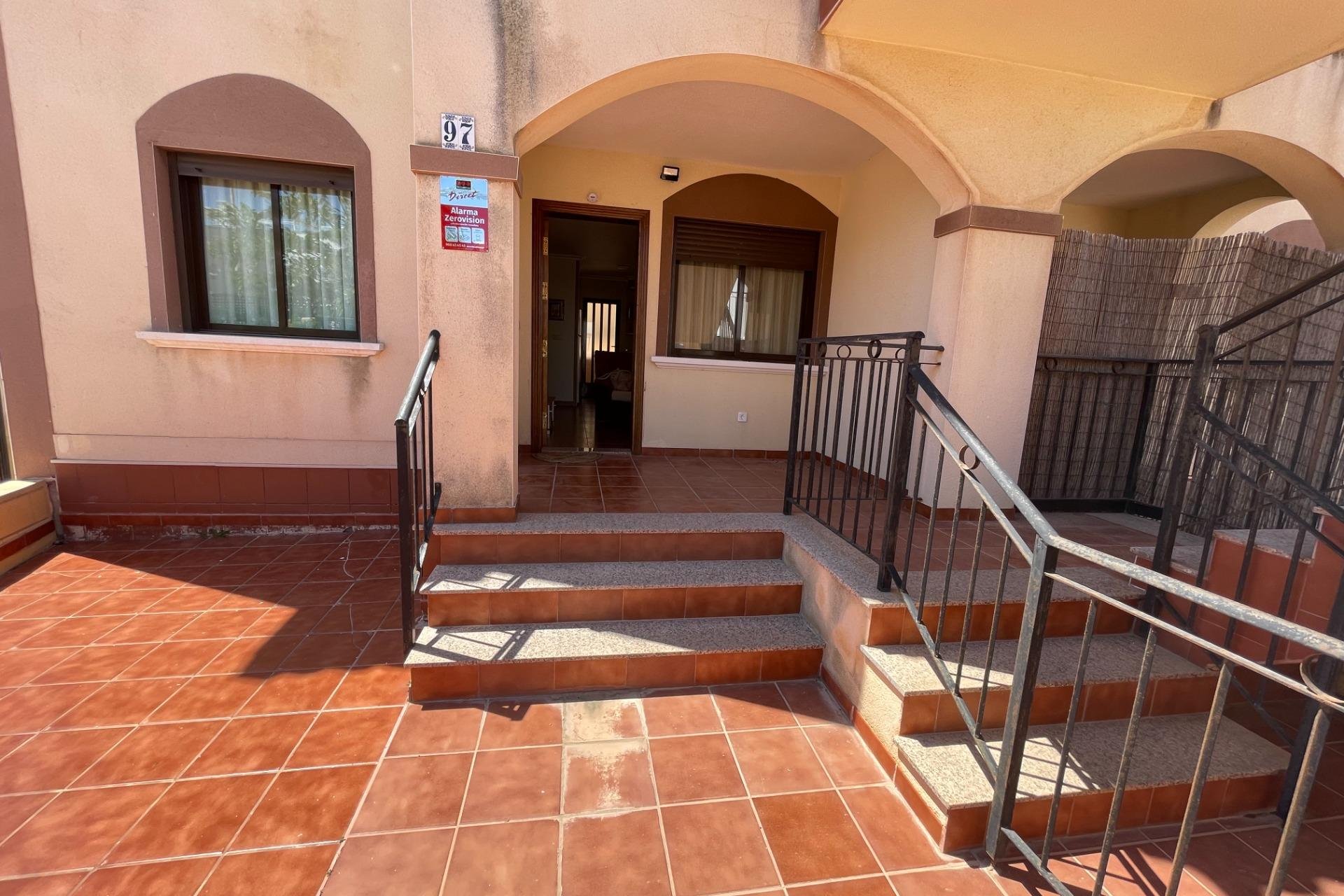 Resale - Bungalow - Torrevieja - Aguas nuevas 1