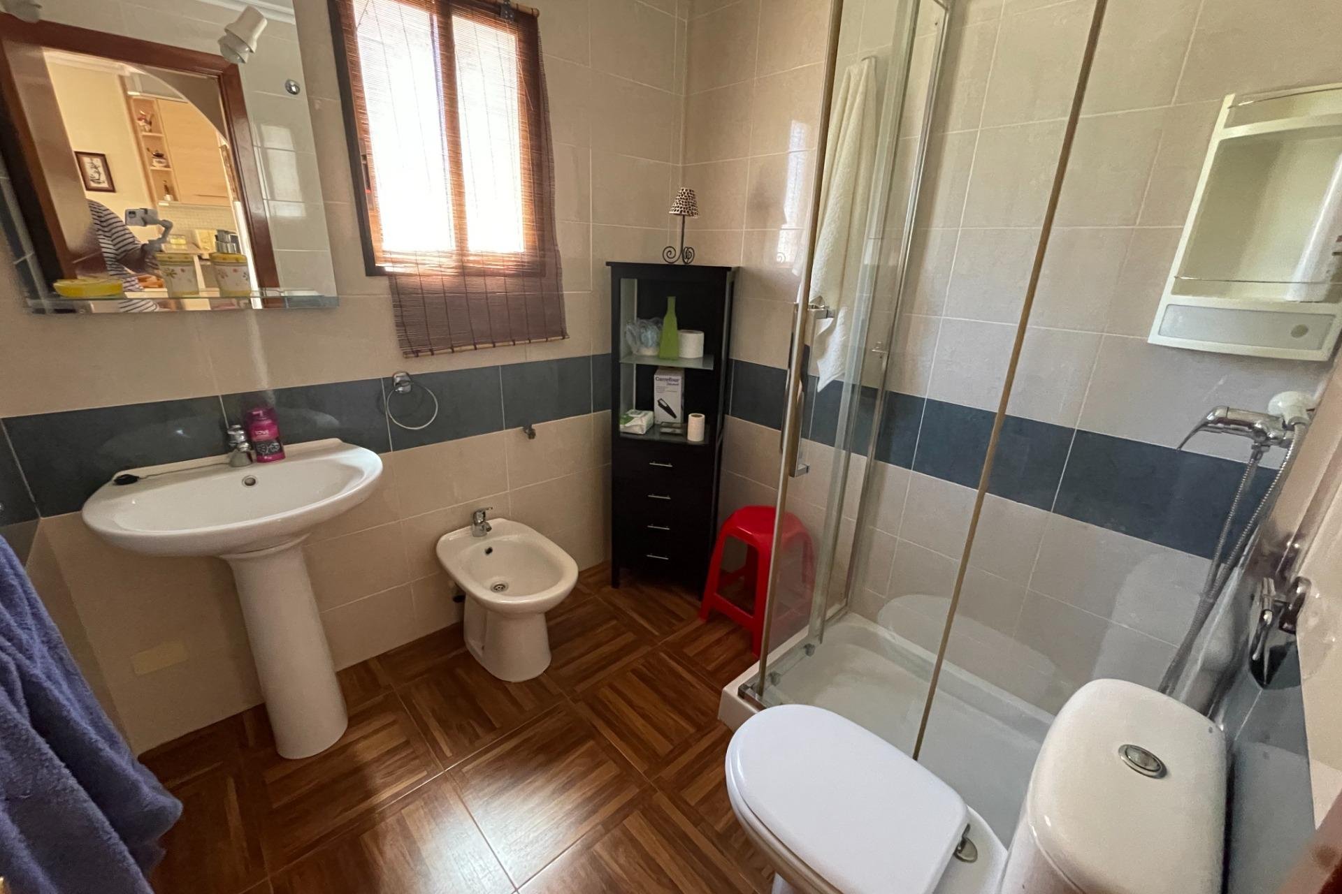 Resale - Bungalow - Torrevieja - Aguas nuevas 1