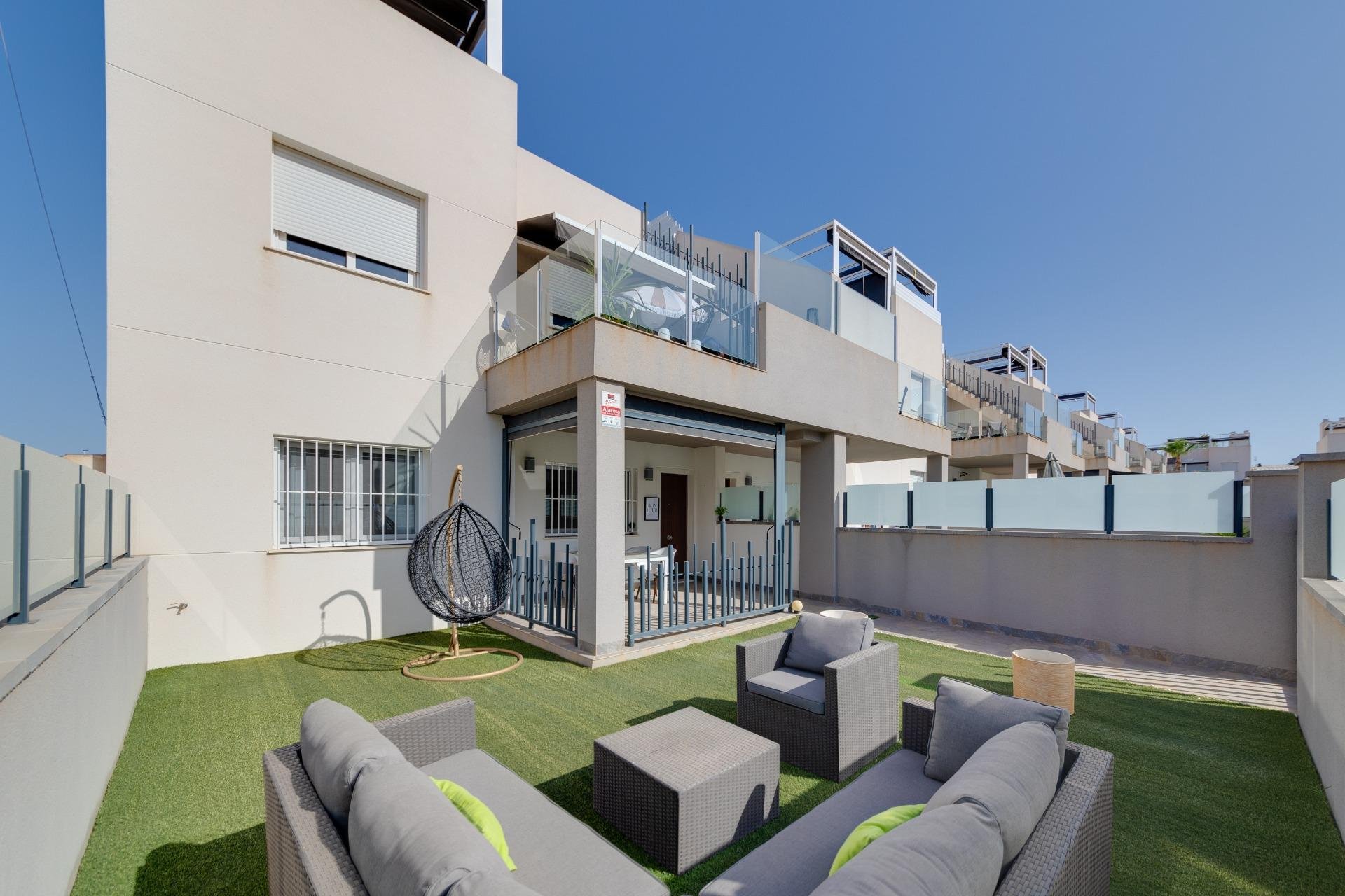 Resale - Bungalow - Torrevieja - Aguas Nuevas